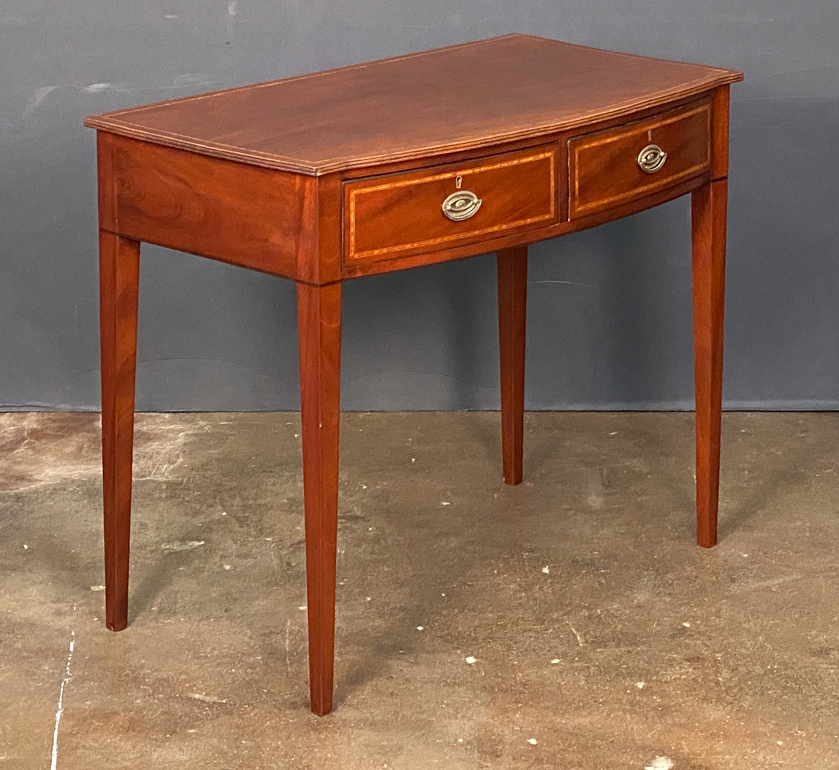 bb140_english_mahogany_writing_table_2_l_e_a_d