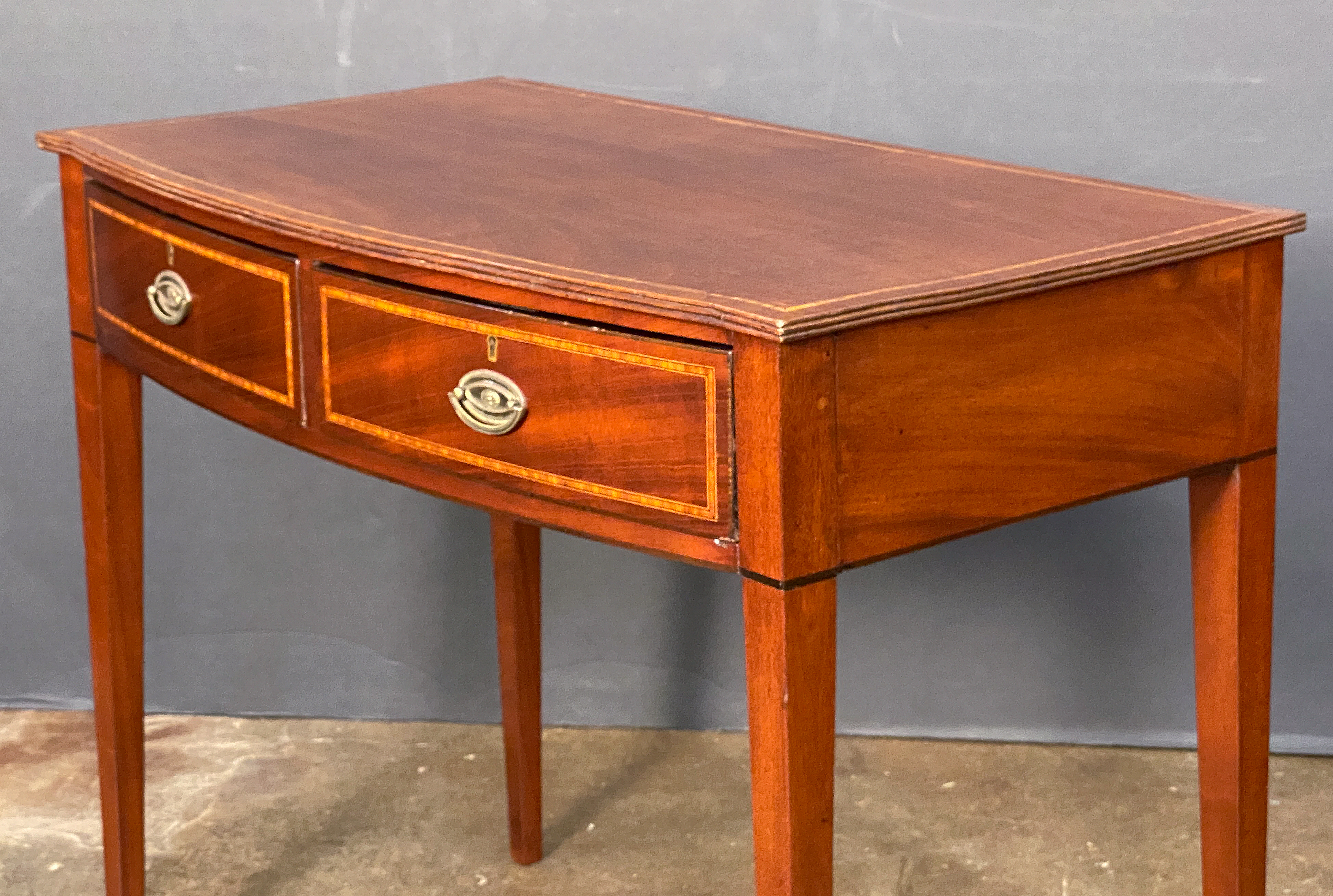 bb140_english_mahogany_writing_table_33