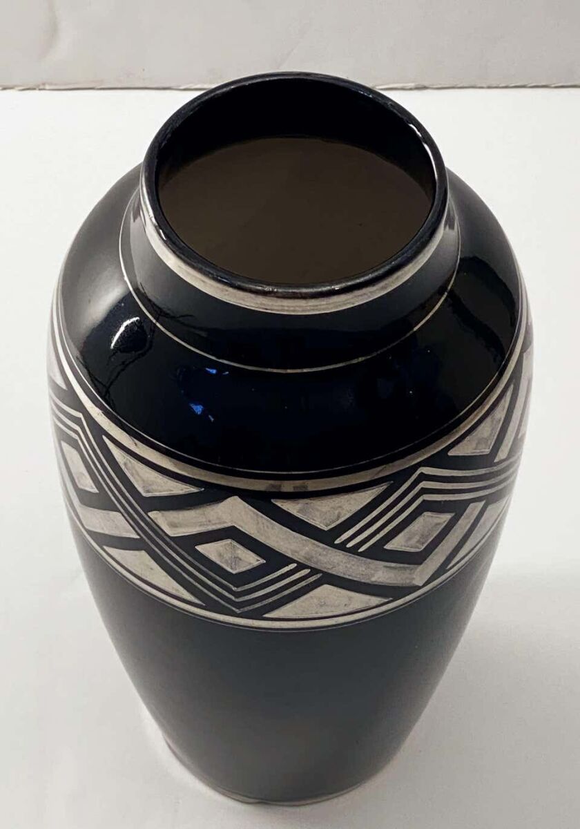 bb252_black_deco_vase_100__master