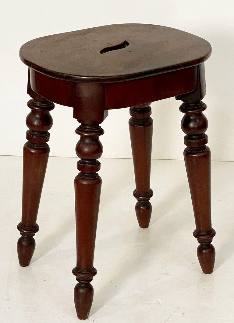 bb572_mahogany_stool_18__master