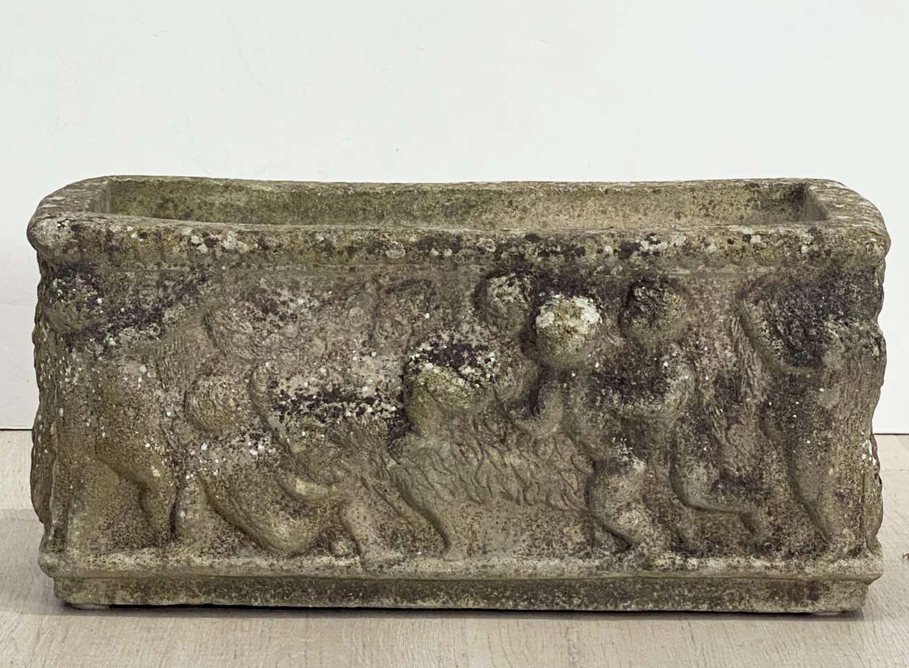 bb649_stone_trough_with_cherubs_54__master