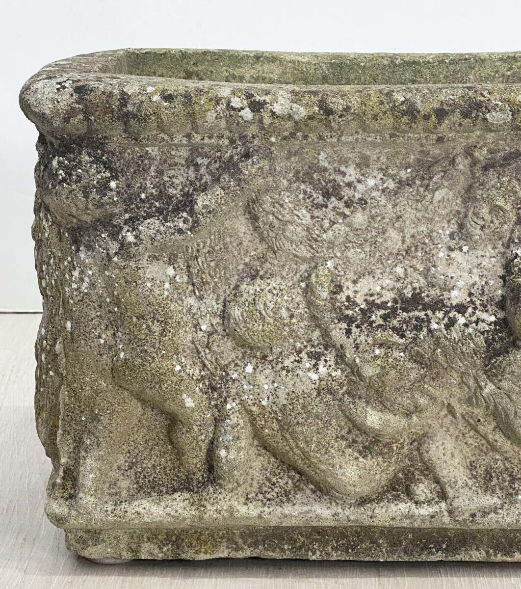 bb649_stone_trough_with_cherubs_67__master