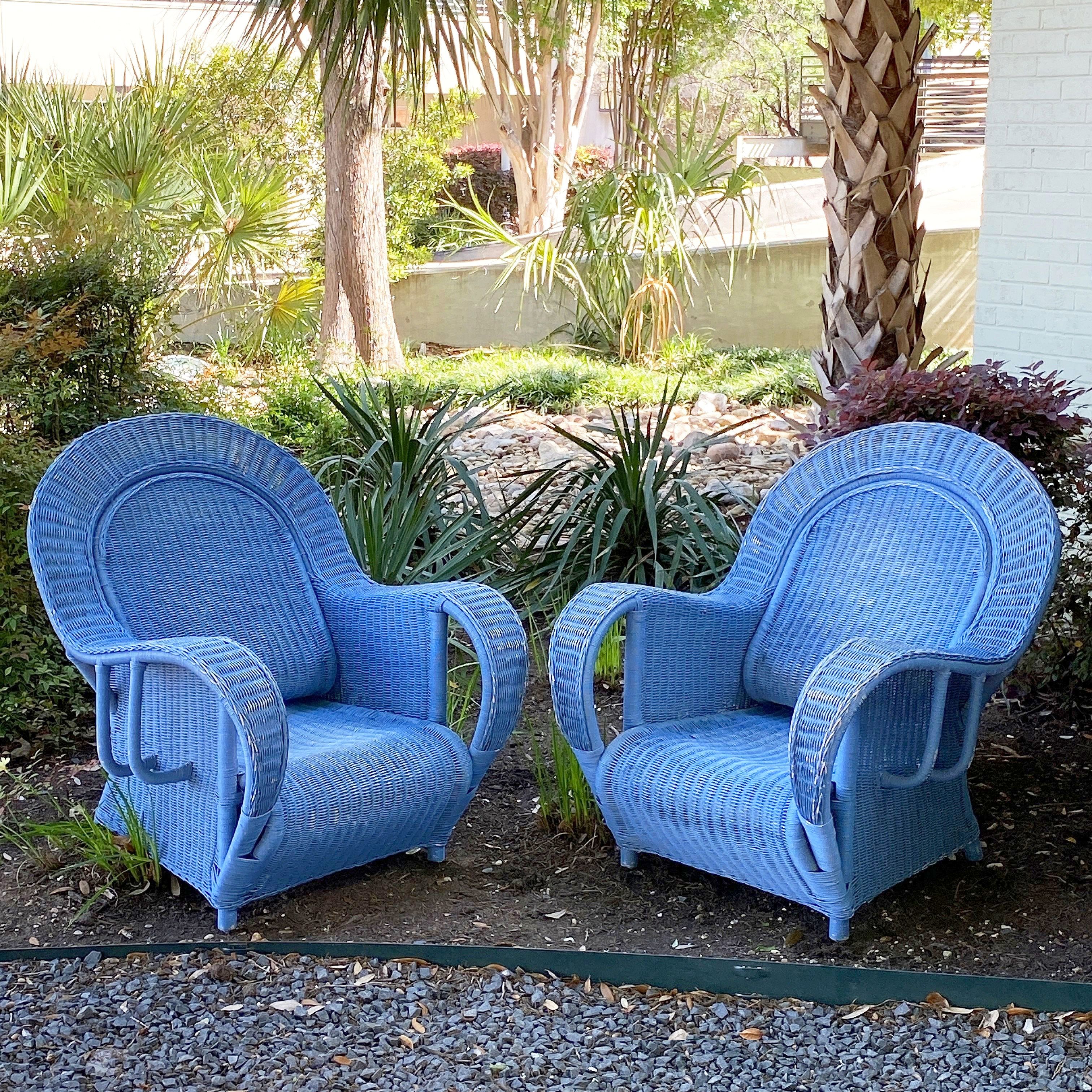 best_blue_chairs_1690117415