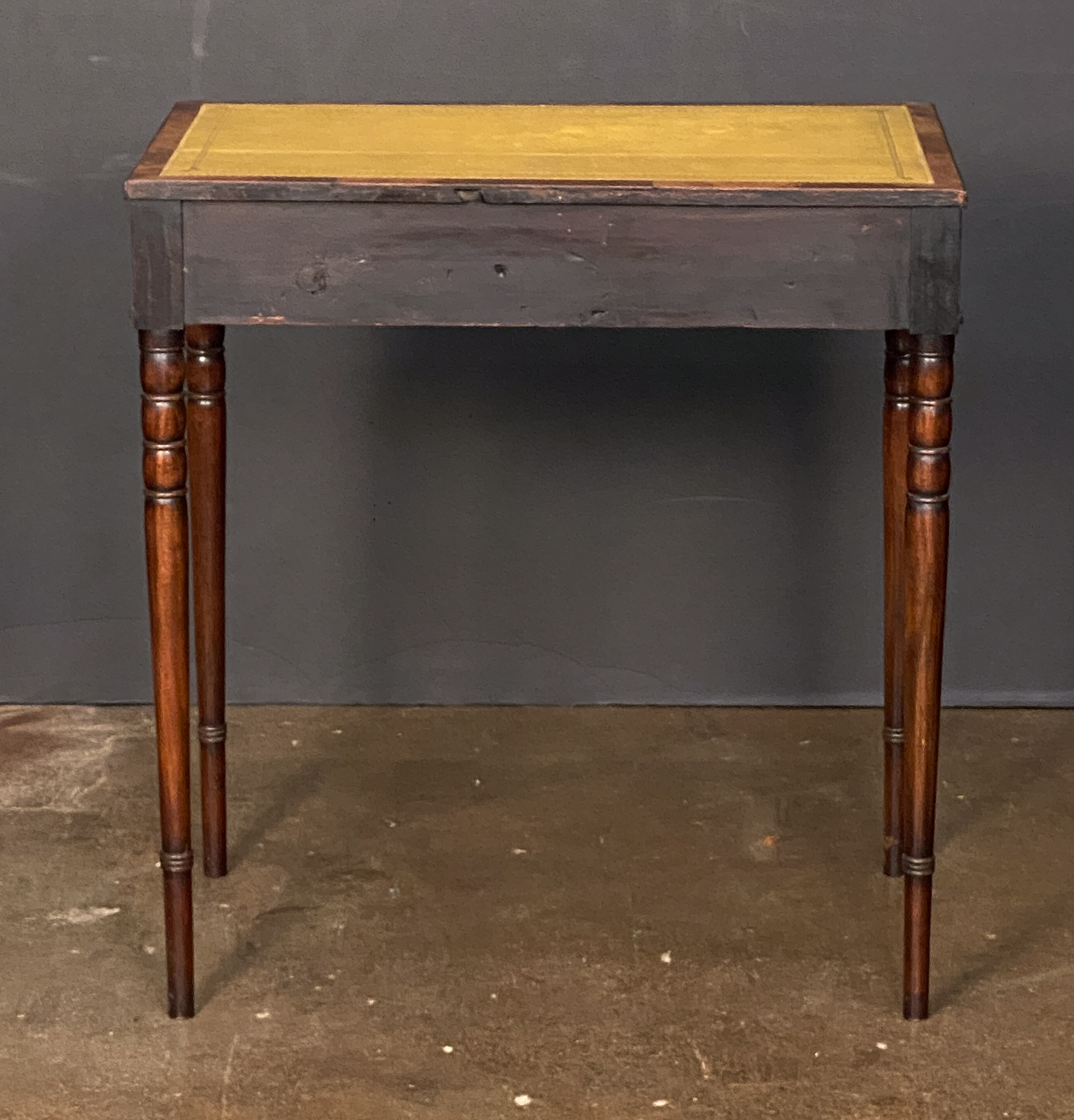 cc119_english_writing_table_with_leather_top_33