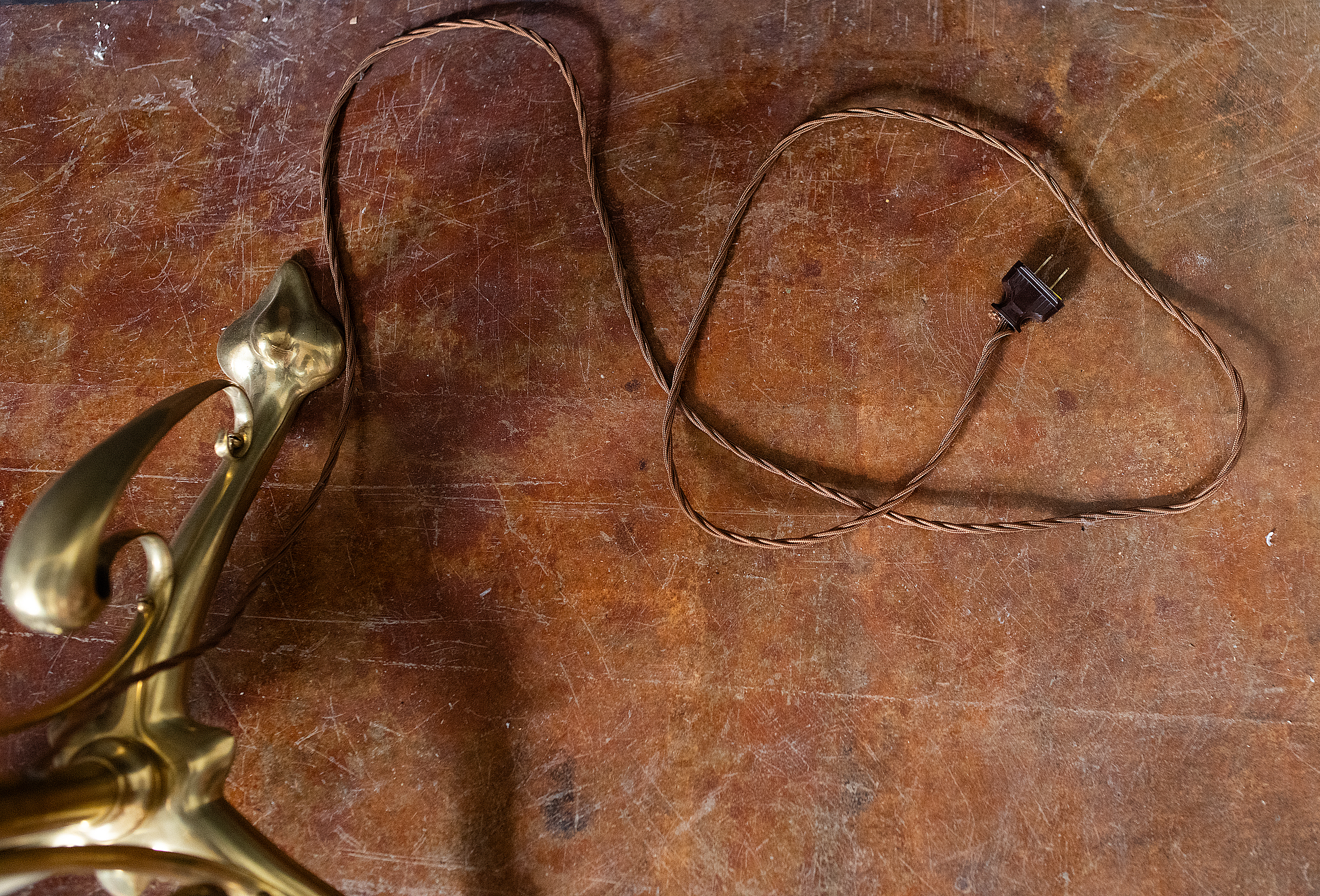 cc206_english_art_nouveau_floor_lamp_of_brass_and_marble_07