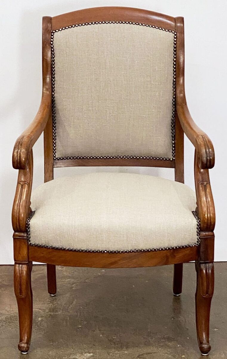 cc668_french_walnut_armchair_22__master