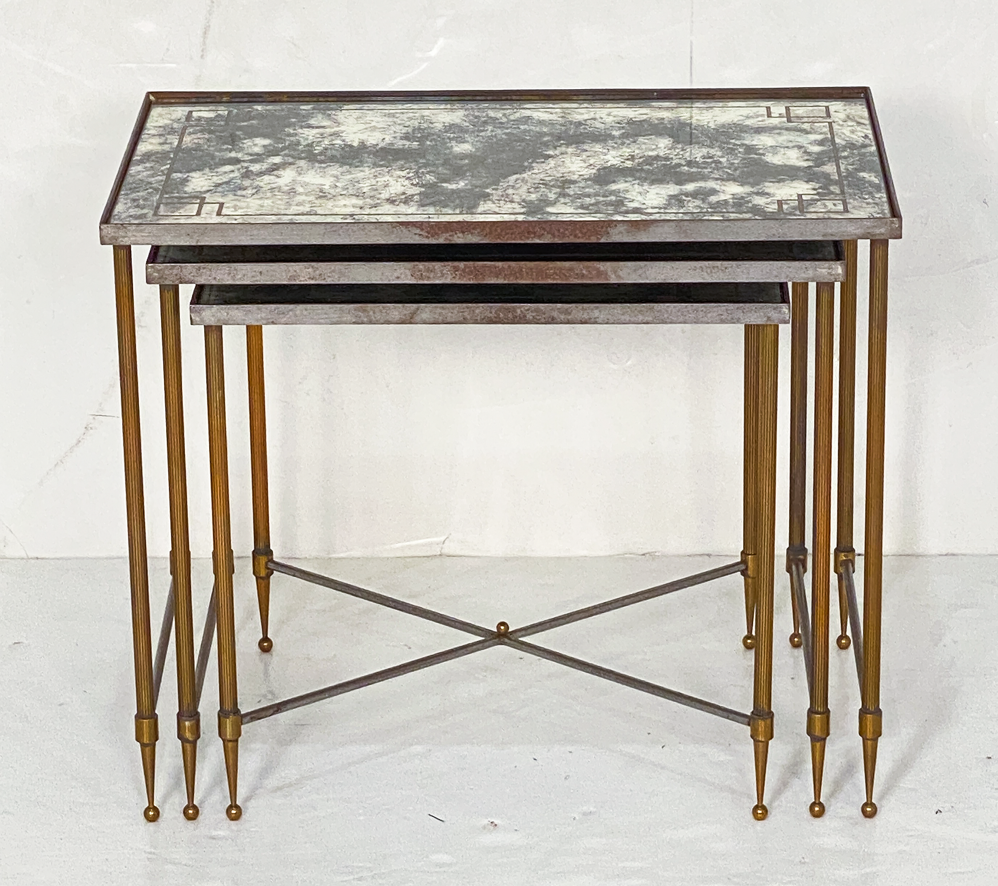 cc691_french_nesting_table_46