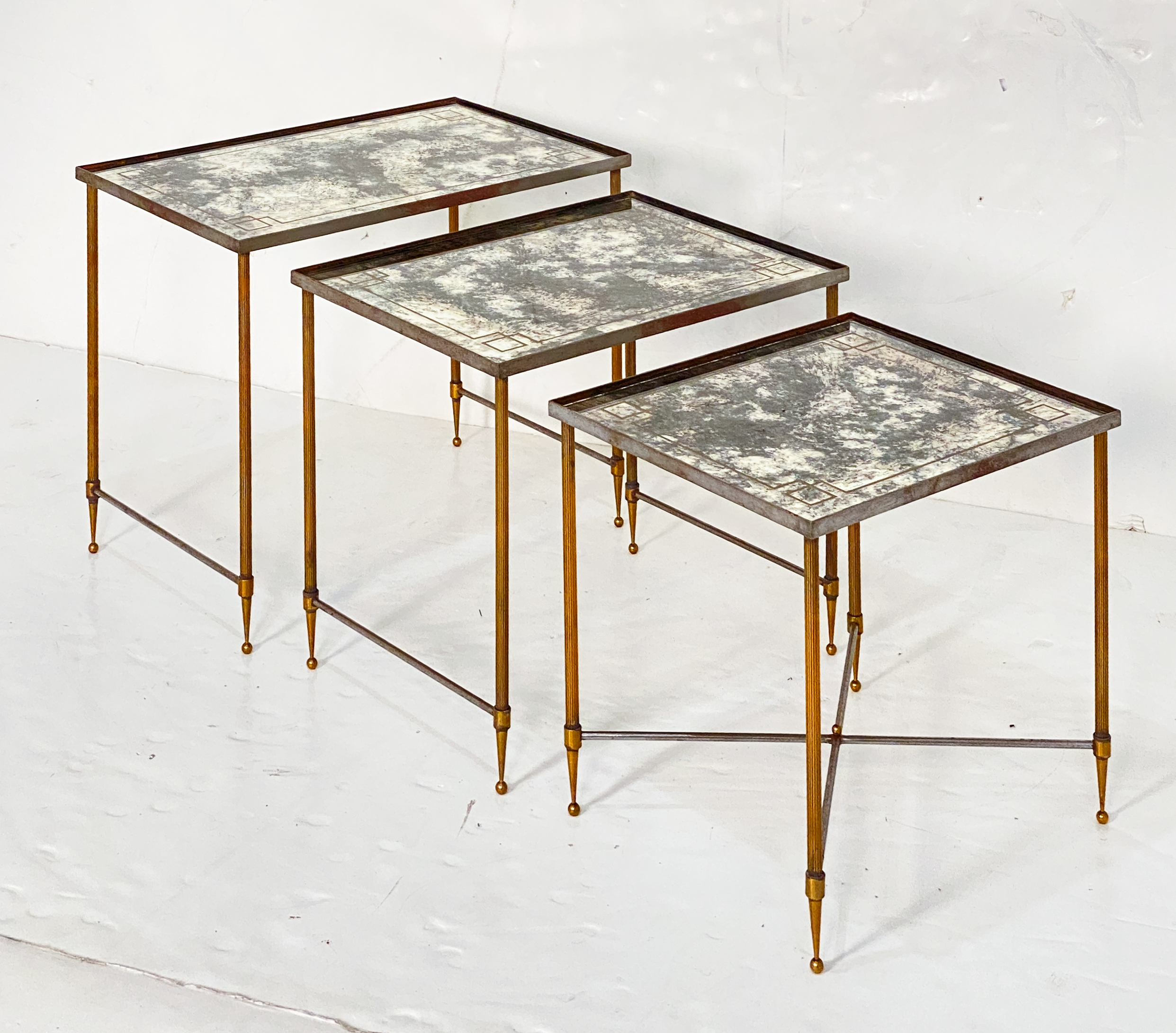 cc691_french_nesting_table_9_l_e_a_d