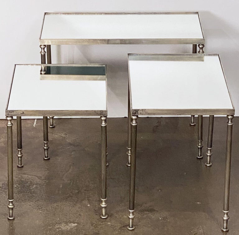 cc692_nesting_table_set_97__master