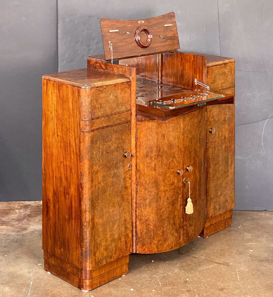 dd125_art_deco_cocktail_bar_49_l_e_a_d