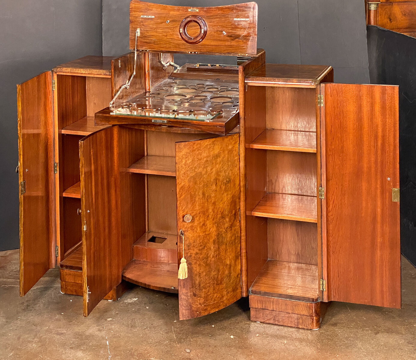 dd125_art_deco_cocktail_bar_7