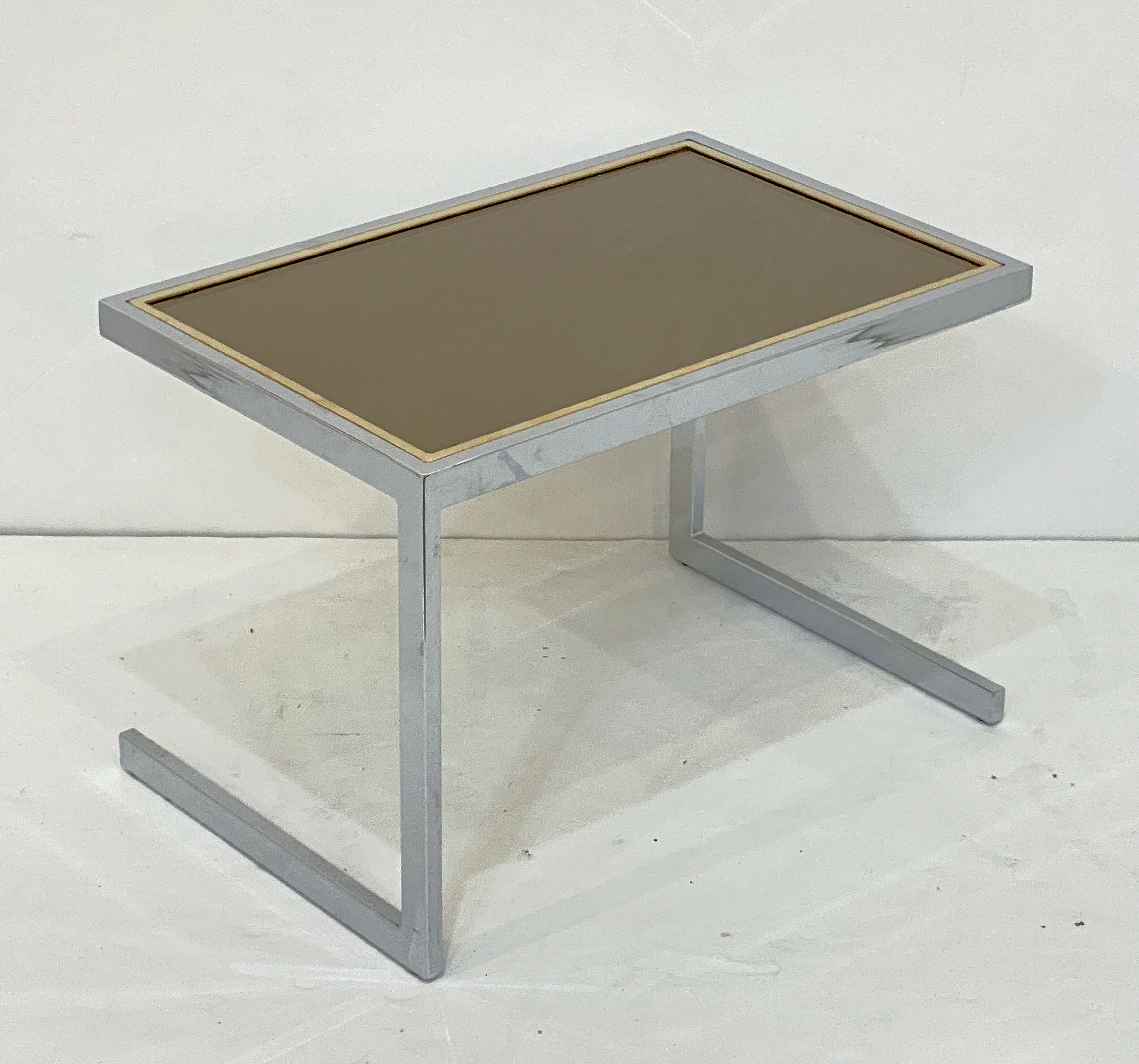 dd133_set_of_3_nest_tables_59