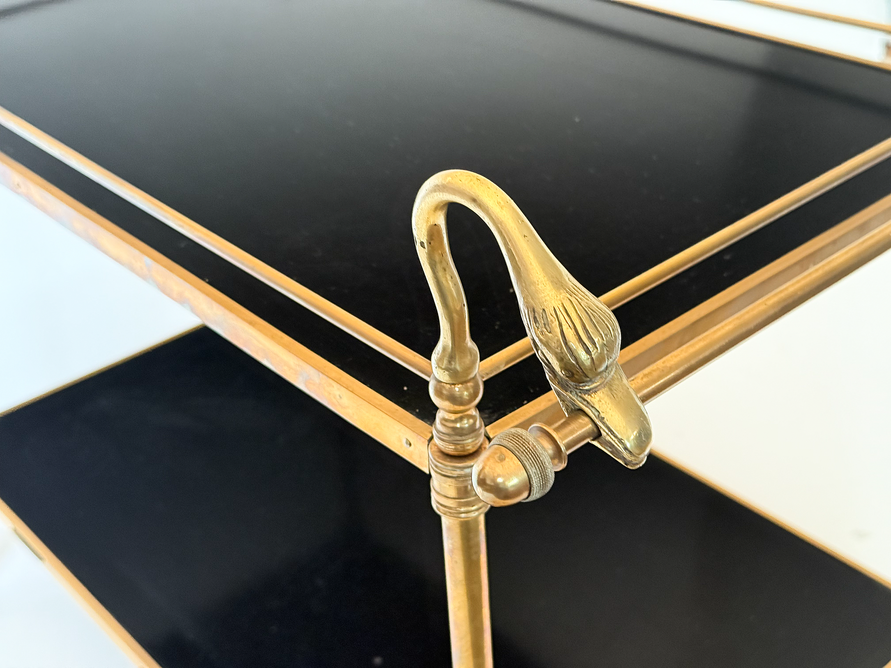 dd136_bar_cart_with_swan_handle_07