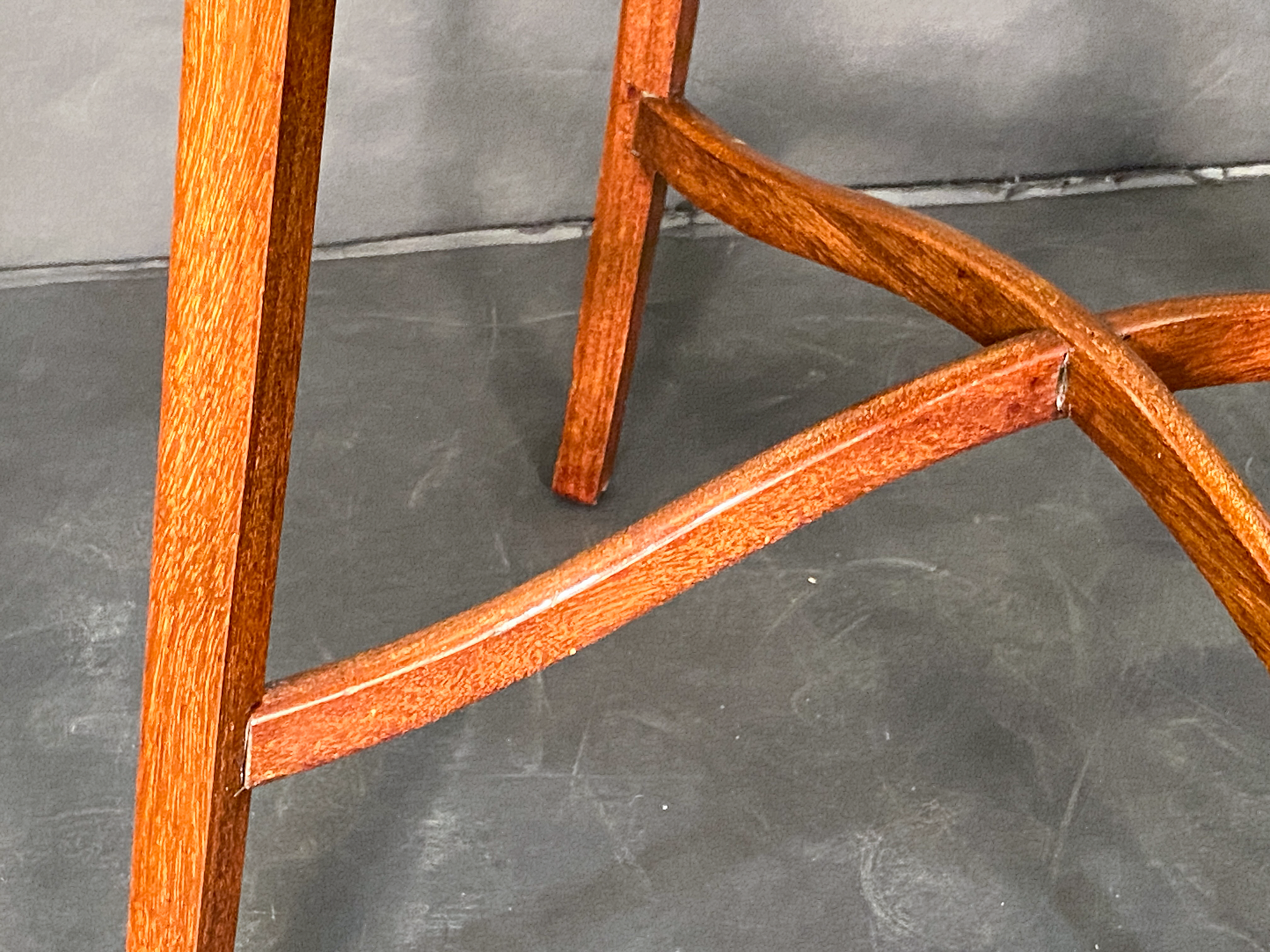 dd281_octagonal_mahogany_side_table_29