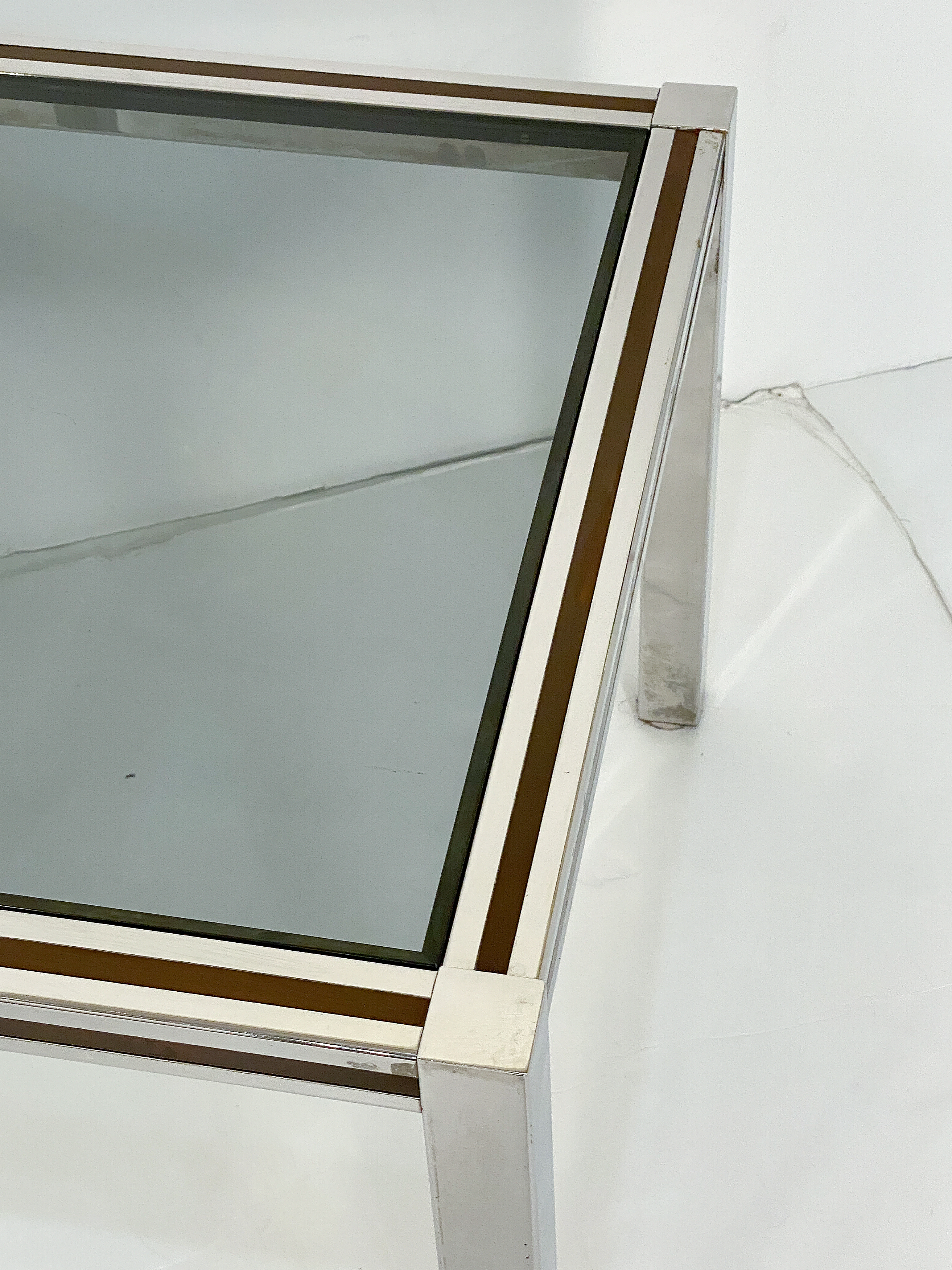 dd360_french_sq_low_table_22