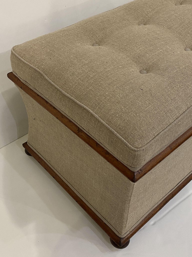 dd427_pouffe_ottoman_12__master