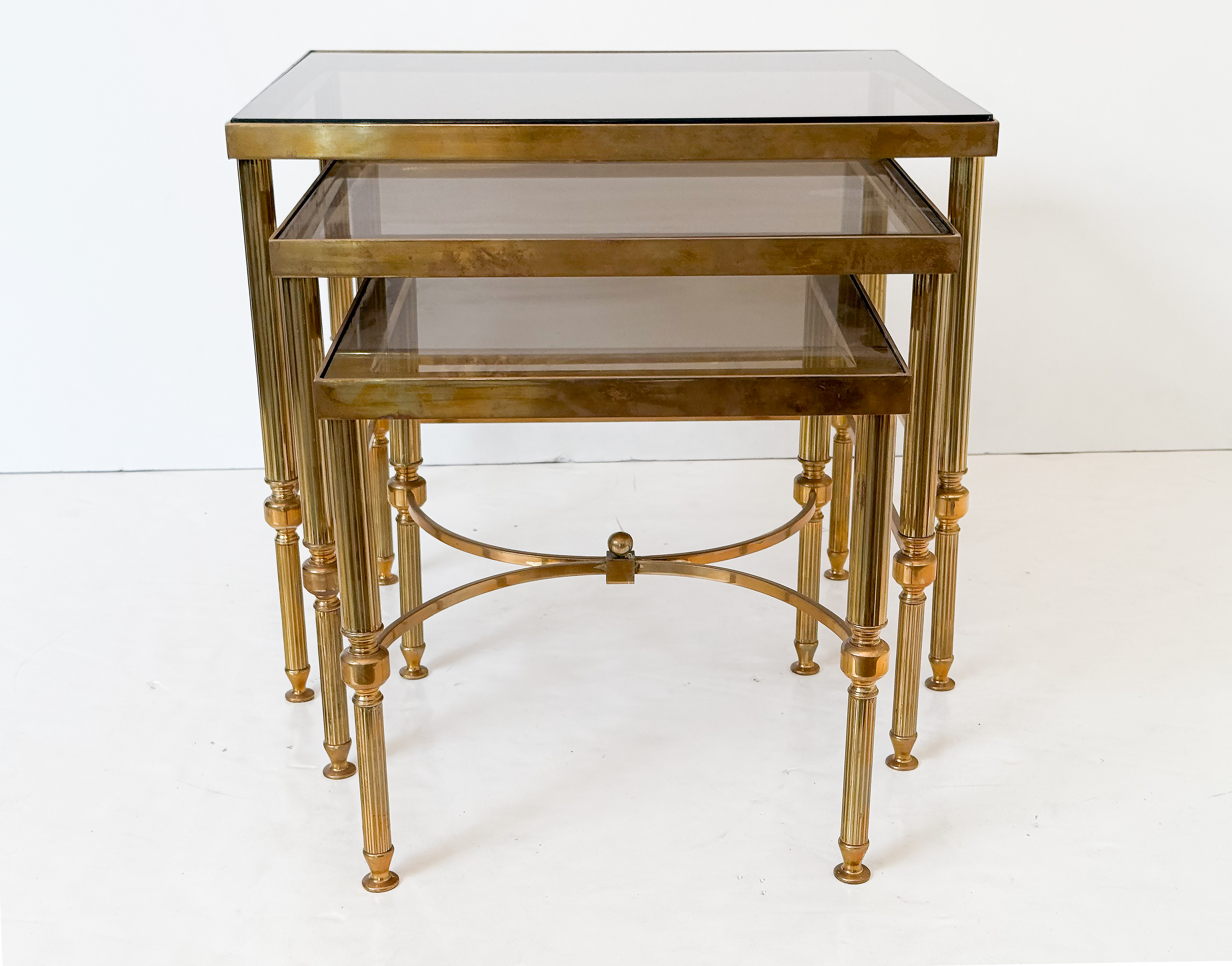 dd623_nesting_tables_006