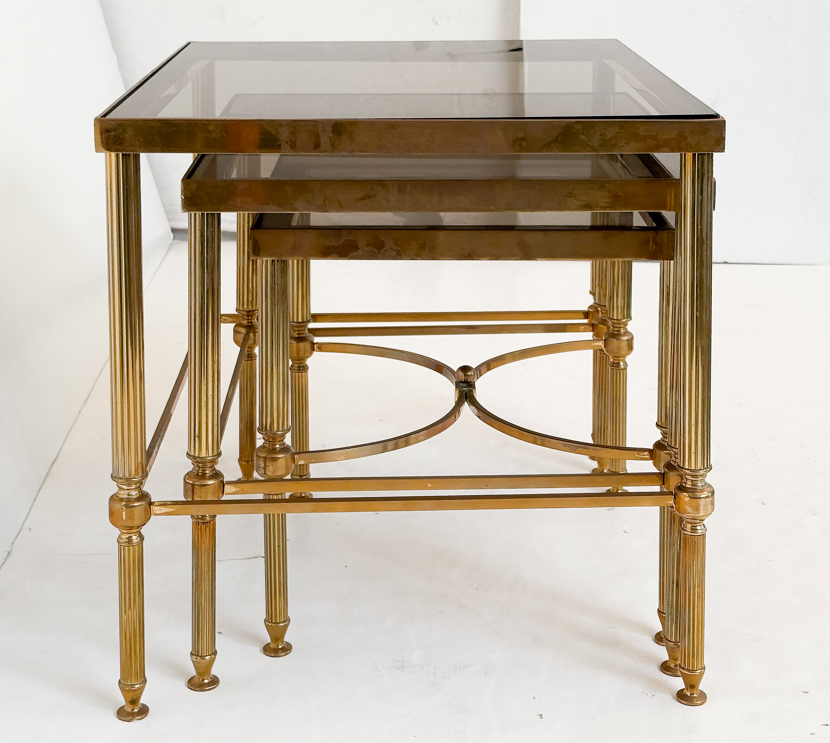 dd623_nesting_tables_017