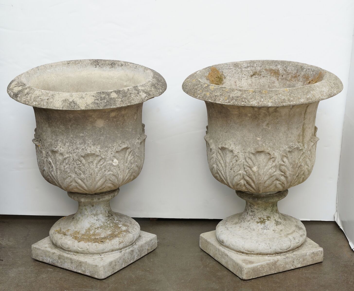 dd636_pair_of_reconstructed__stone_garden_urns__10_copy