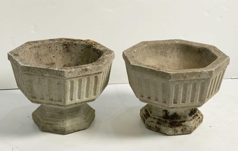 dd724_pair_of_octagonal_urns_18__master