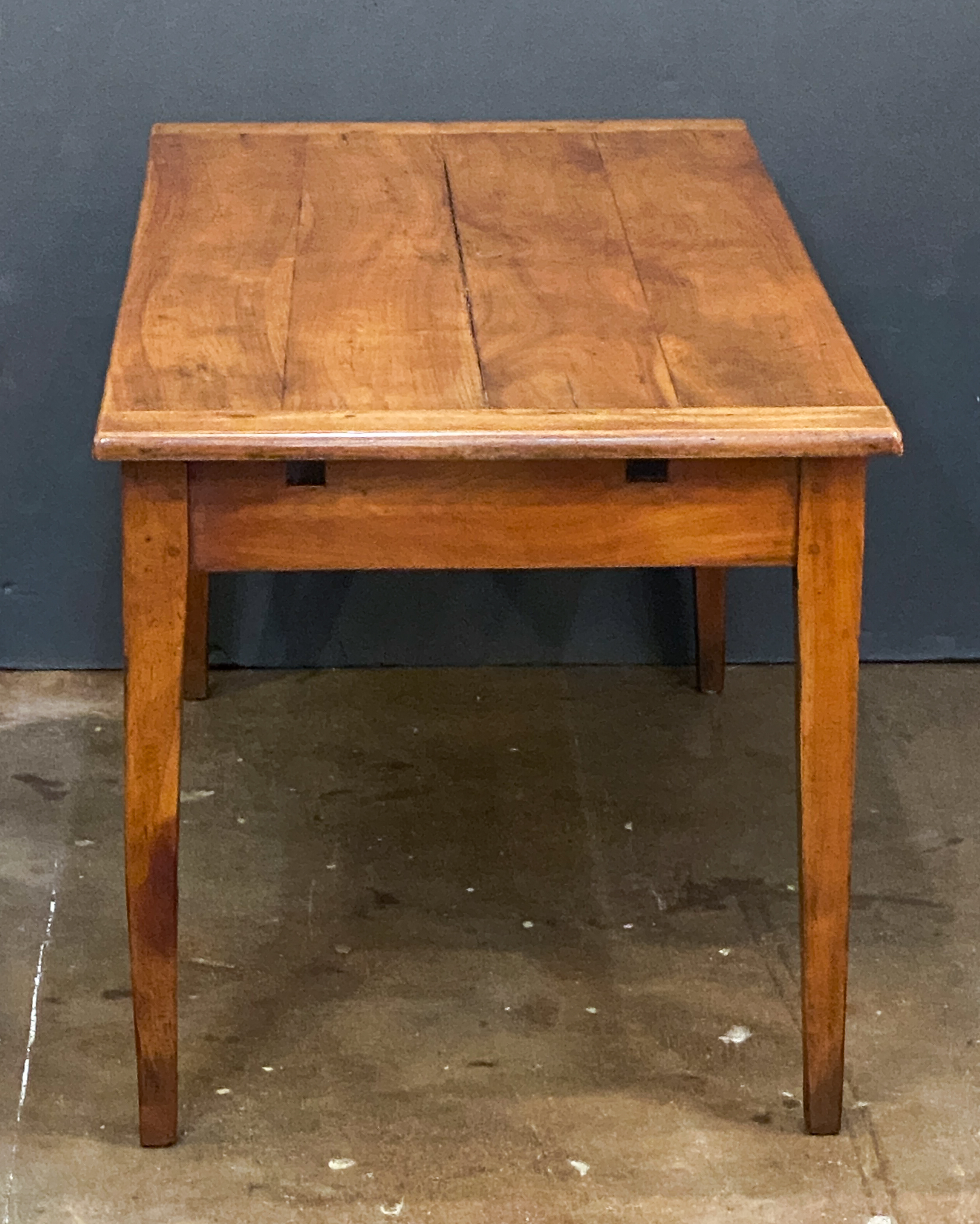 dd766_dinner_table_08