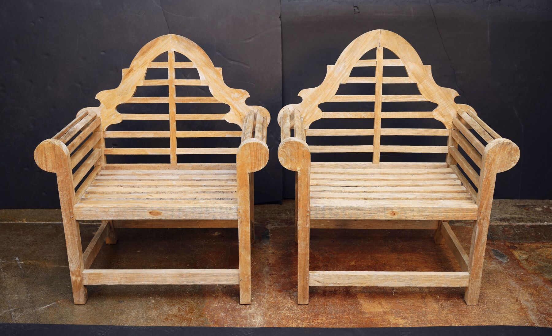 ee033_lutyens_chairs_47