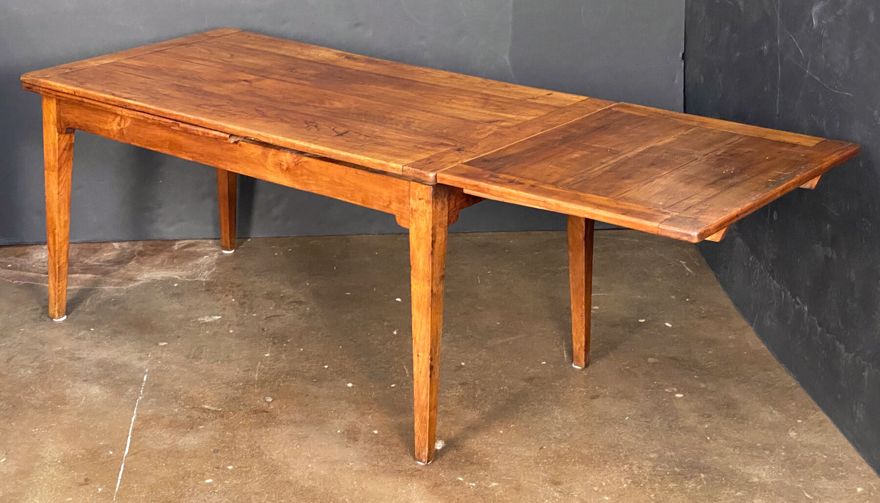 ee045_cherry_farm_table_07