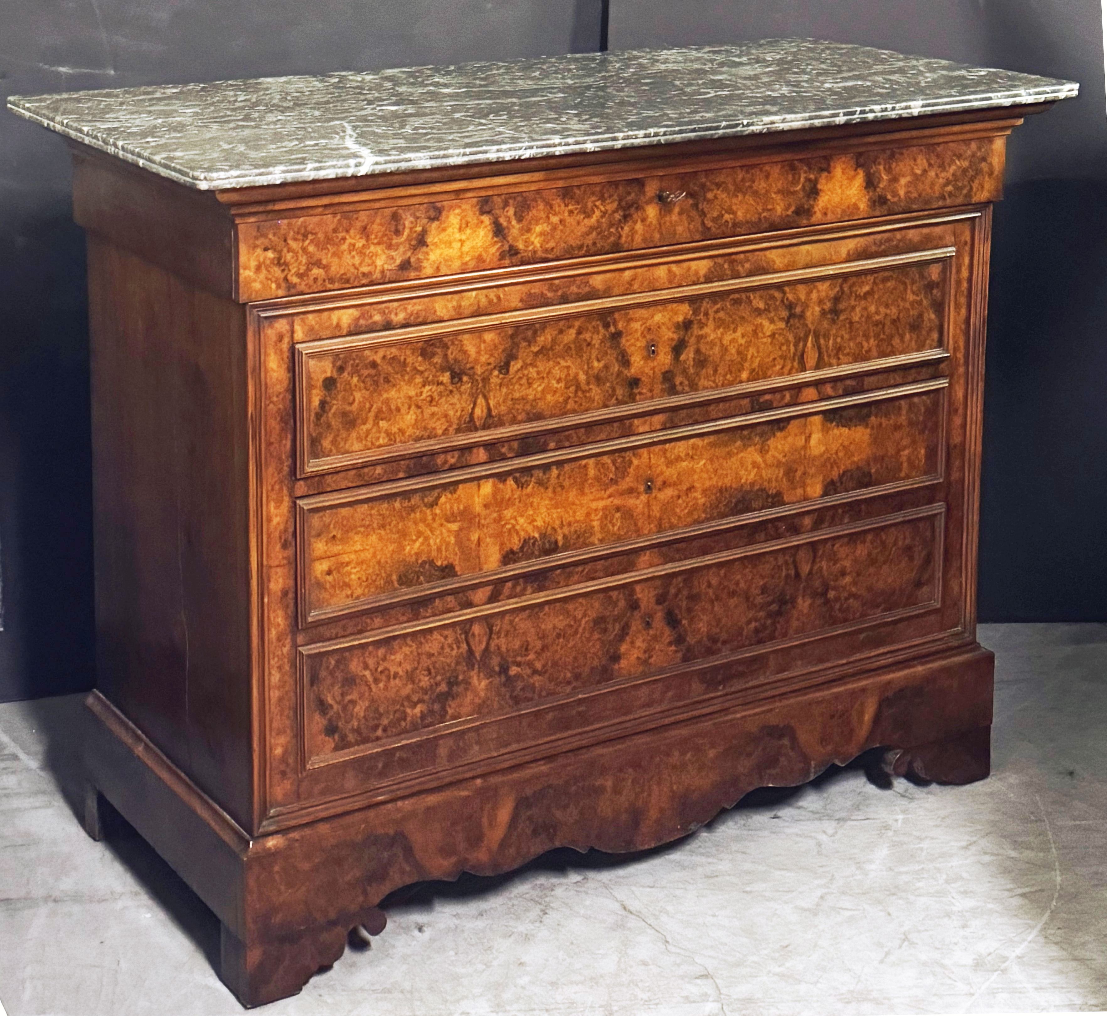 ee060_chest_with_marble_top_56_copy_copy_1475736450