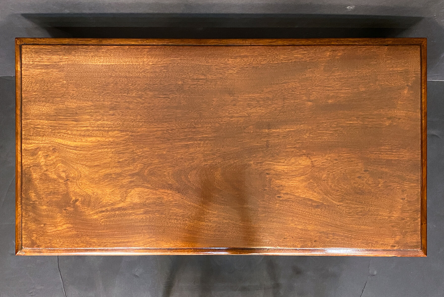 ee153_mahogany_coffee_table_61