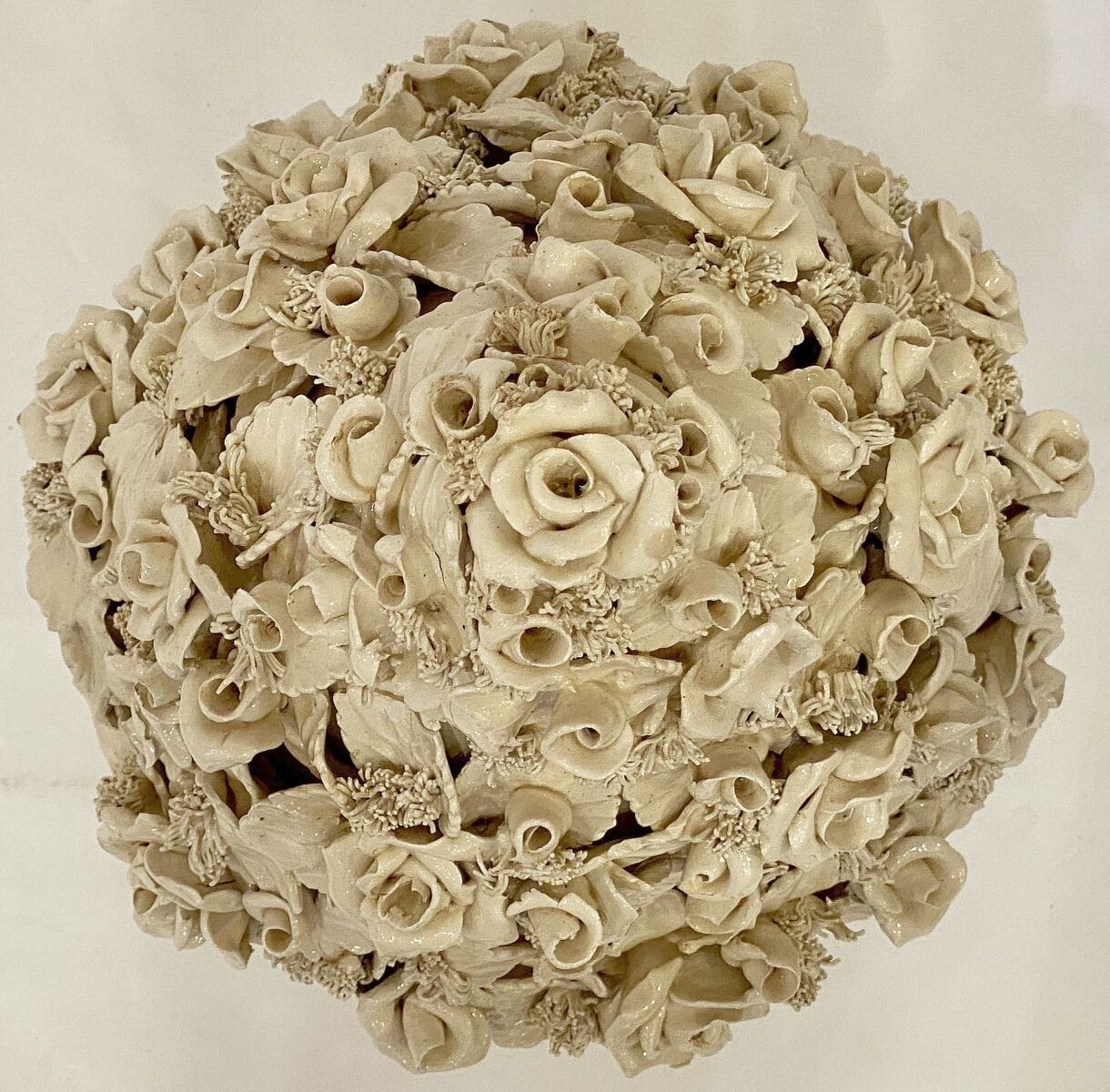 ee184_italian_white_ware_bowl_with_roses_23