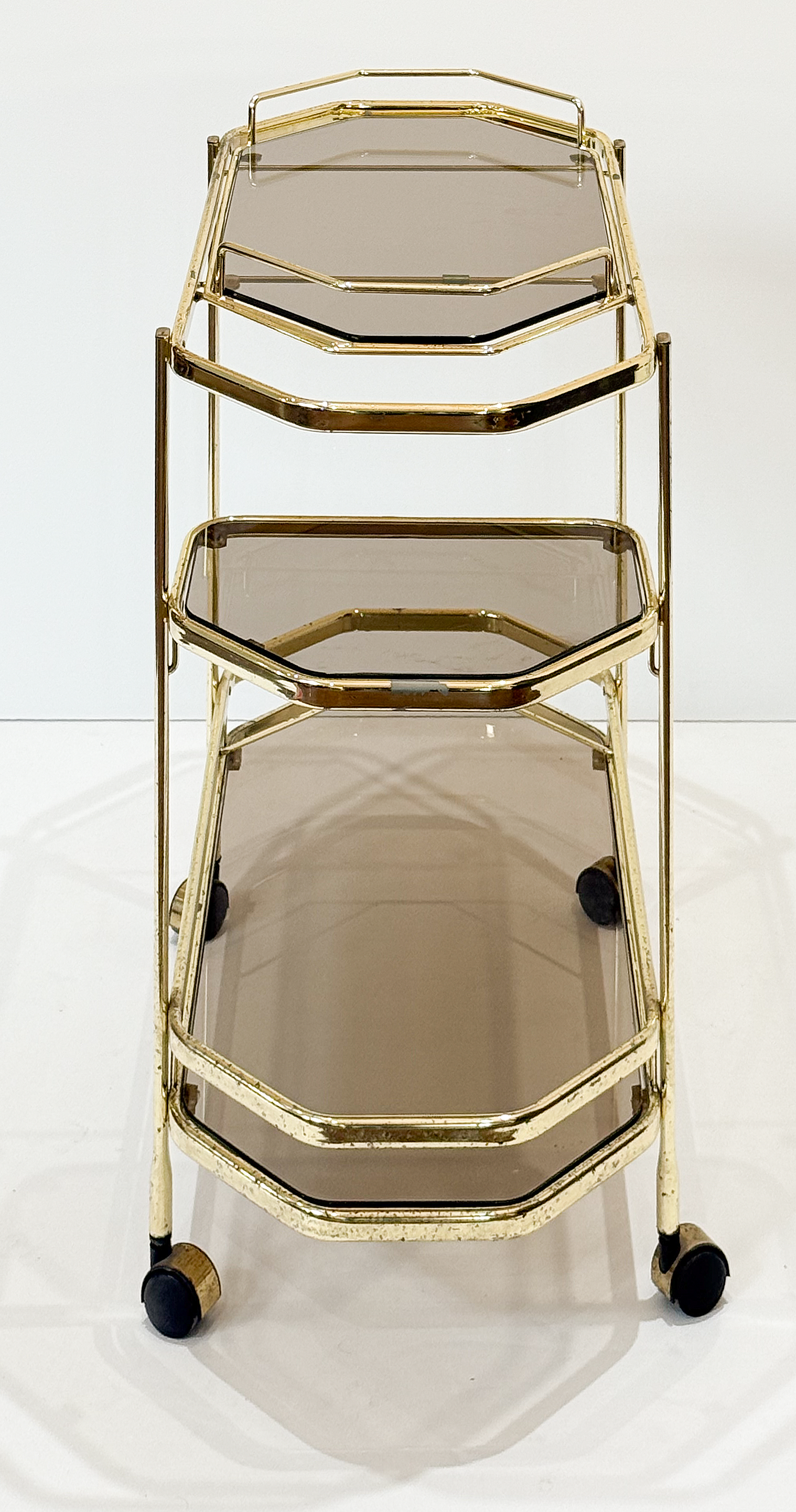 ee213_octagonal_drinks_cart_04_1461604877