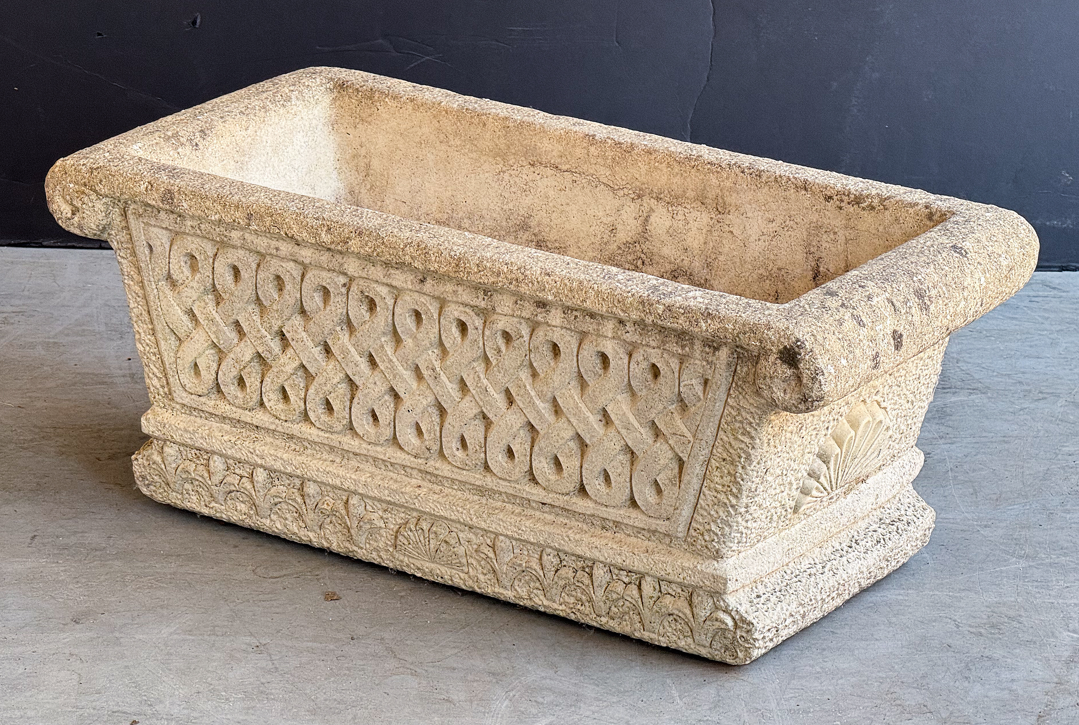 ee516_cotswold_trough_004