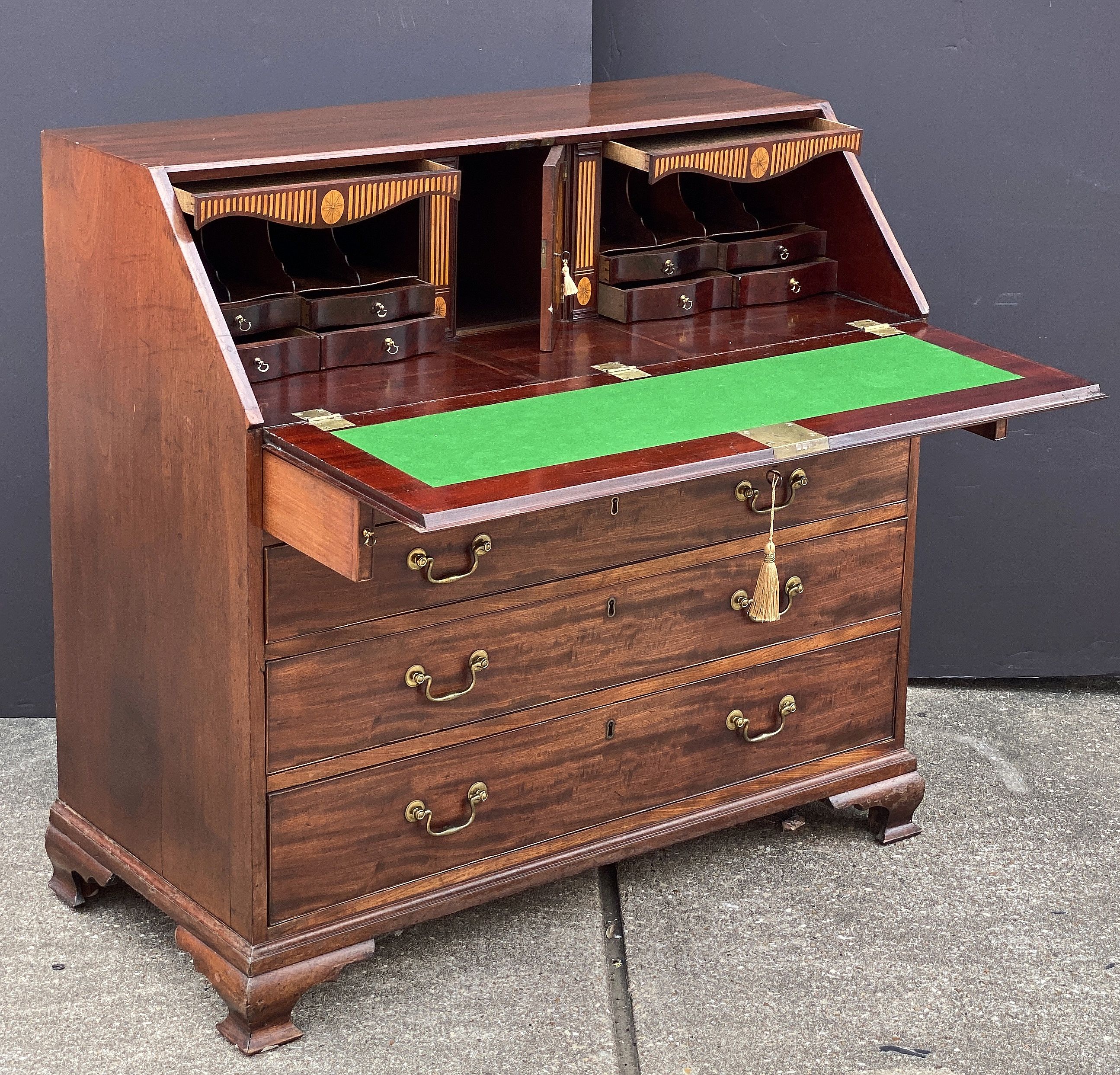 ee705_main_1_chest_44_copy