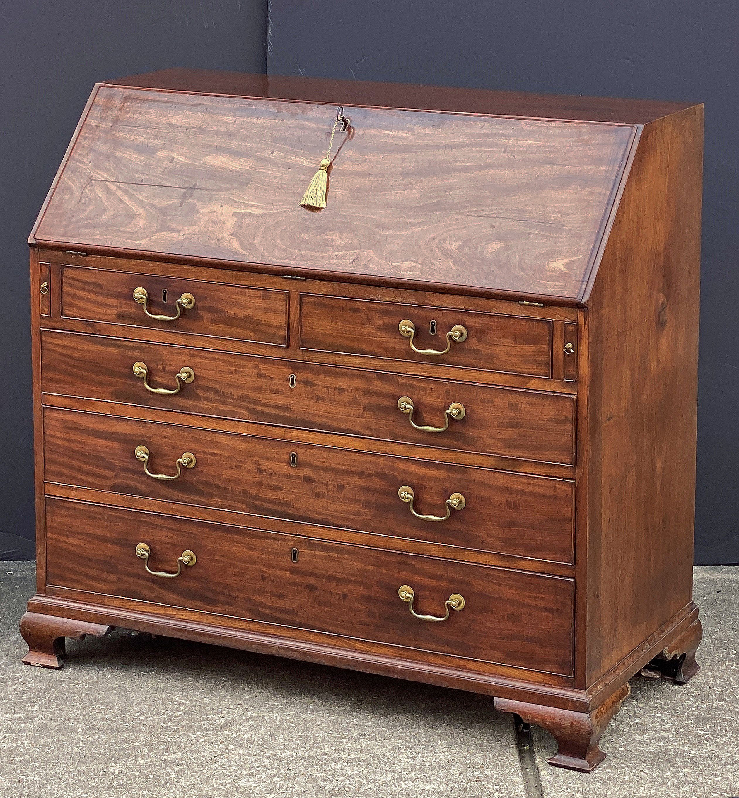 ee705_main_2_chest_75_copy