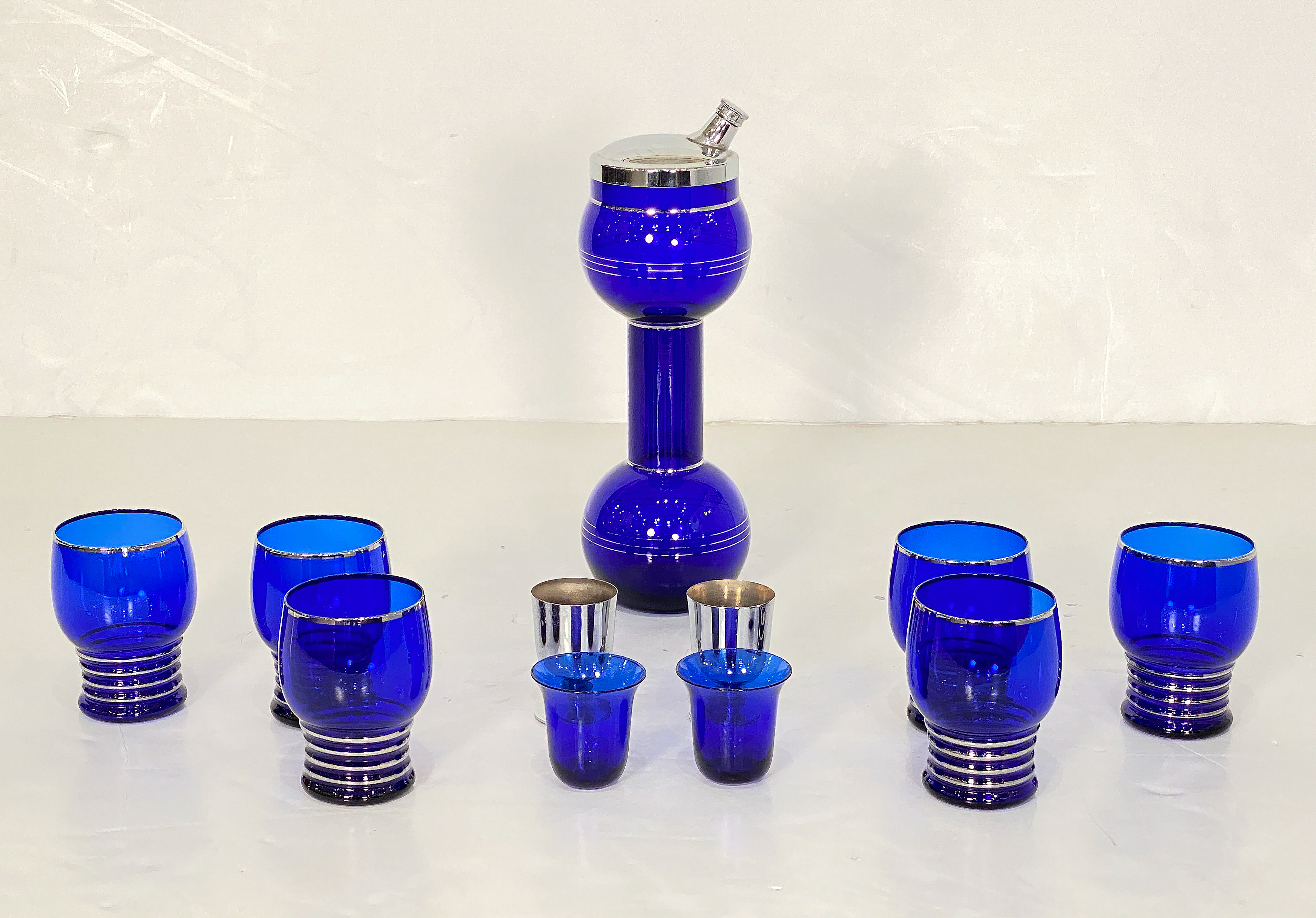 ee746_cobalt_blue_cocktail_set_02_l_e_a_d