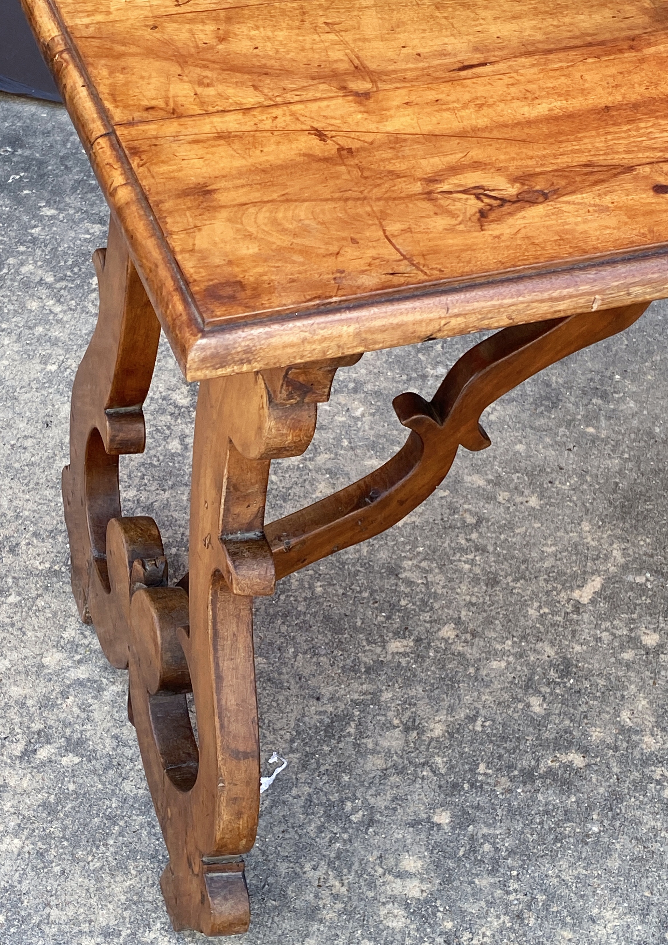 ff000_walnut_table_29_copy