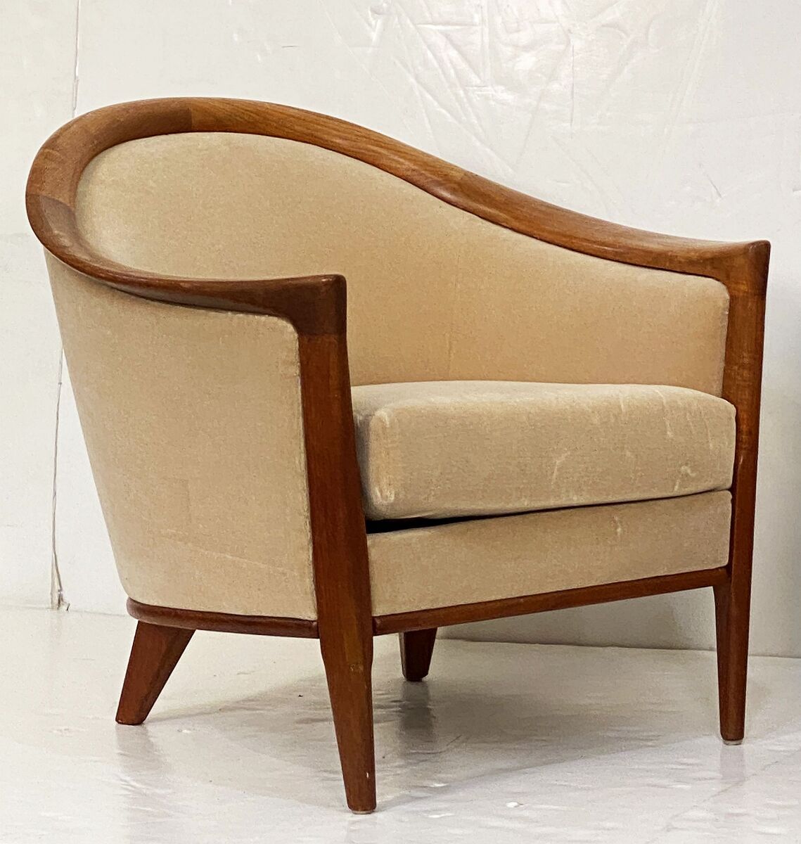 ff060_pair_of_swedish_chairs_by_bertil_fridhagen_13