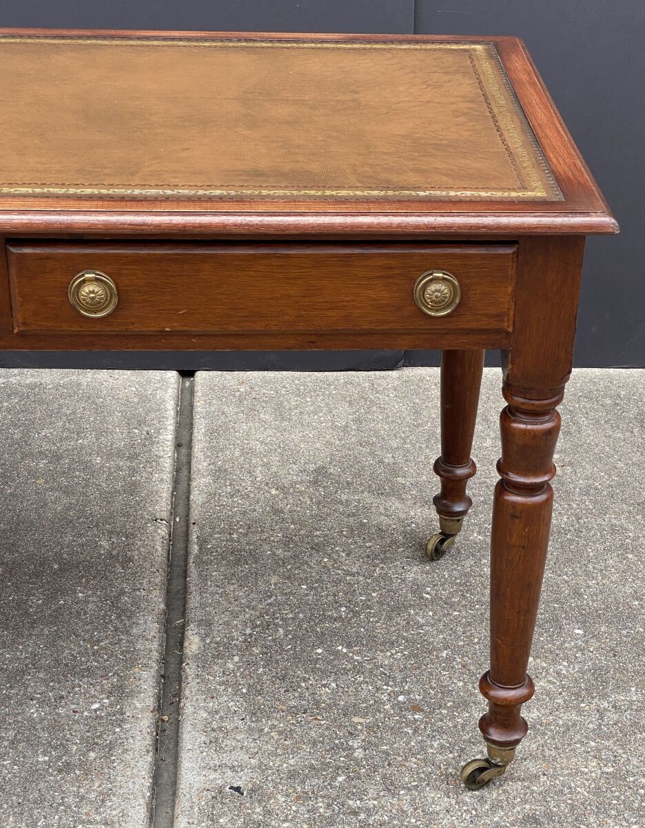 ff109_oak_writing_table_5