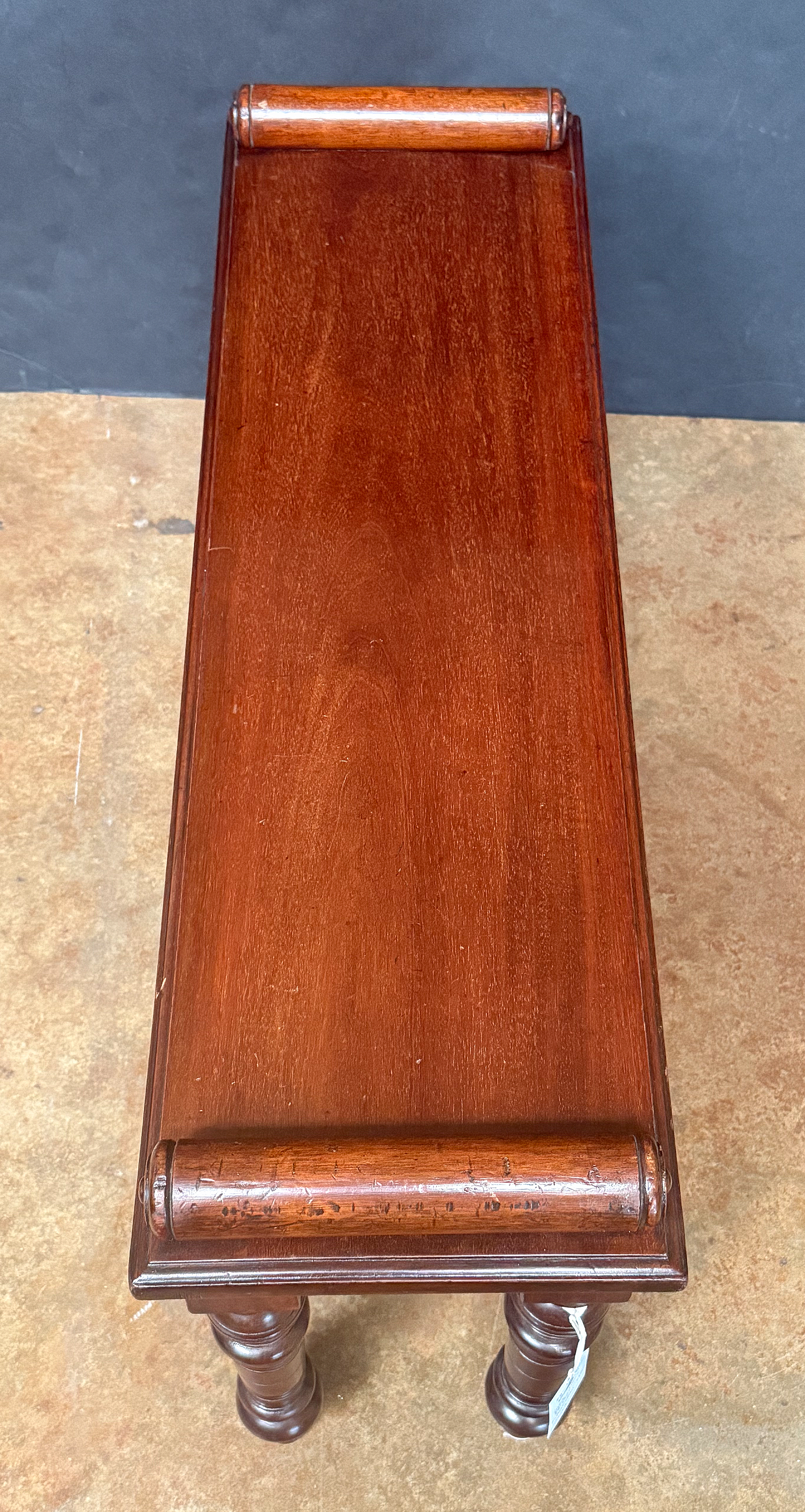 ff122_edwardian_hall_bench_010