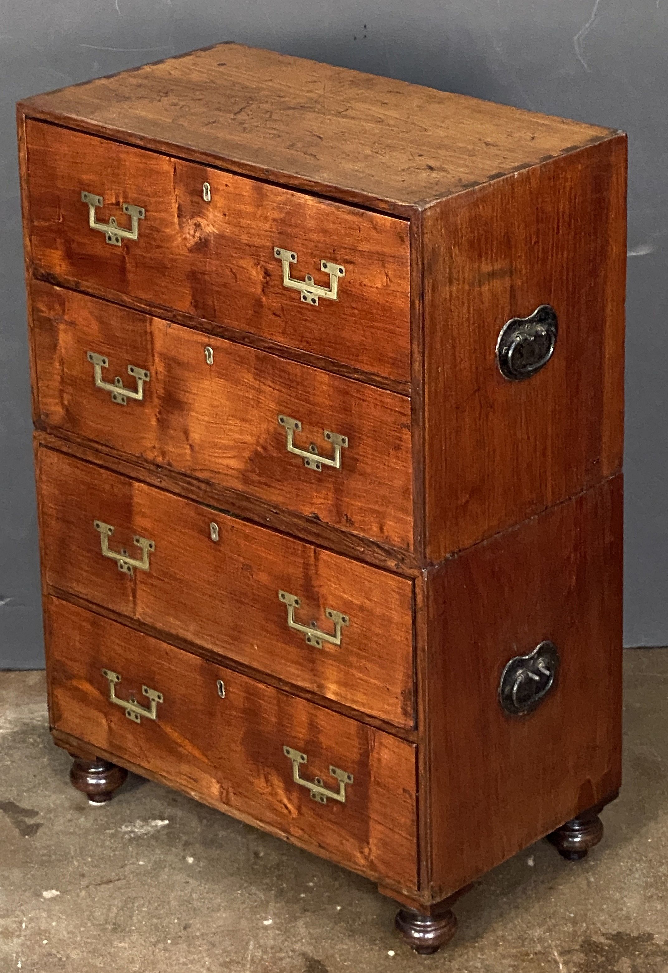 ff146_diminutive_campaign_chest_10_copy