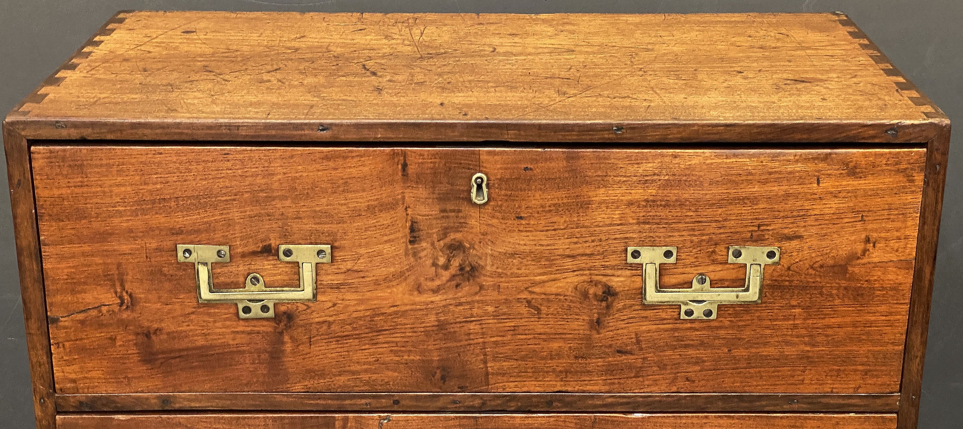 ff146_diminutive_campaign_chest_36_copy