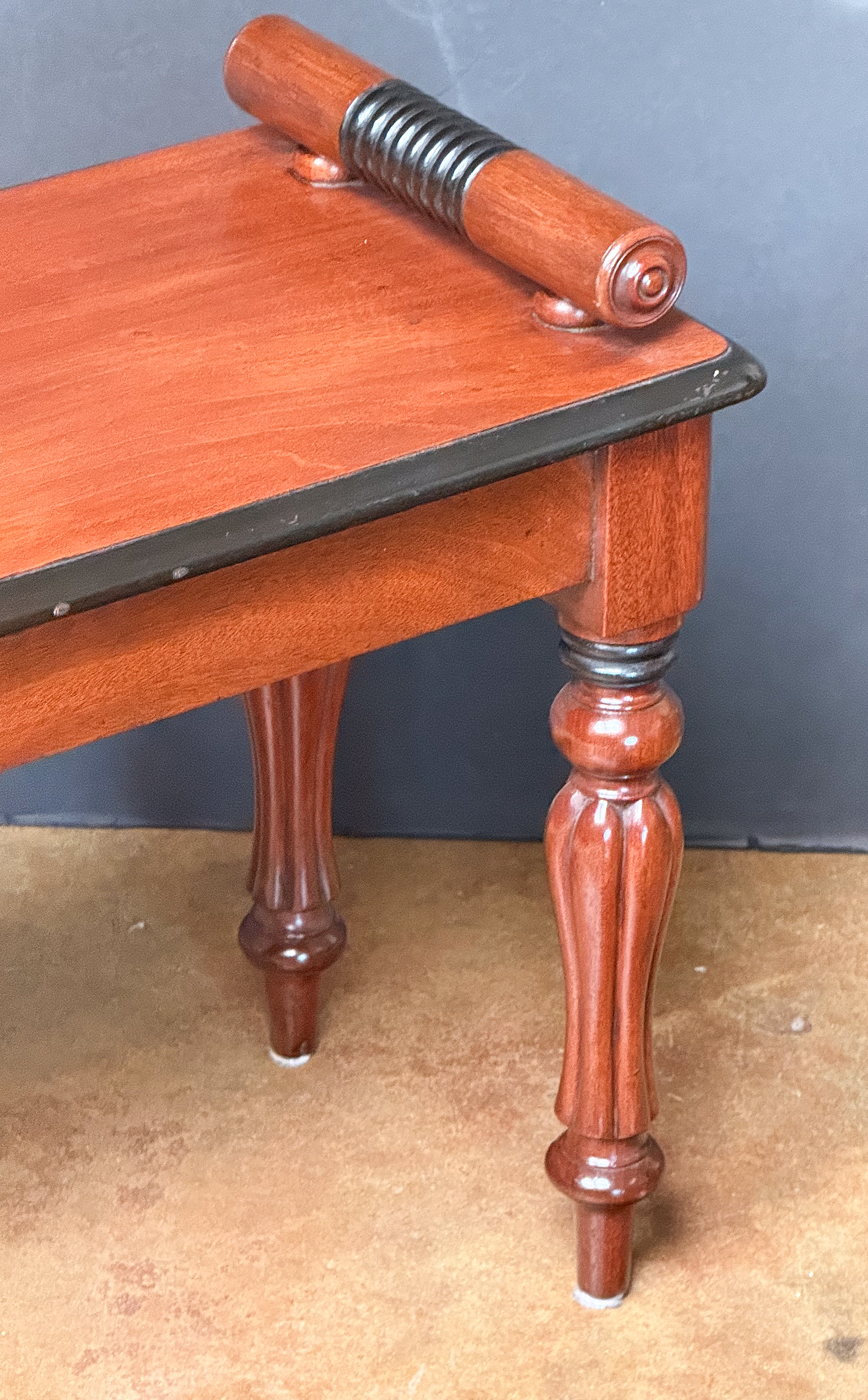 ff195_regency_mahogany_hall_bench_004