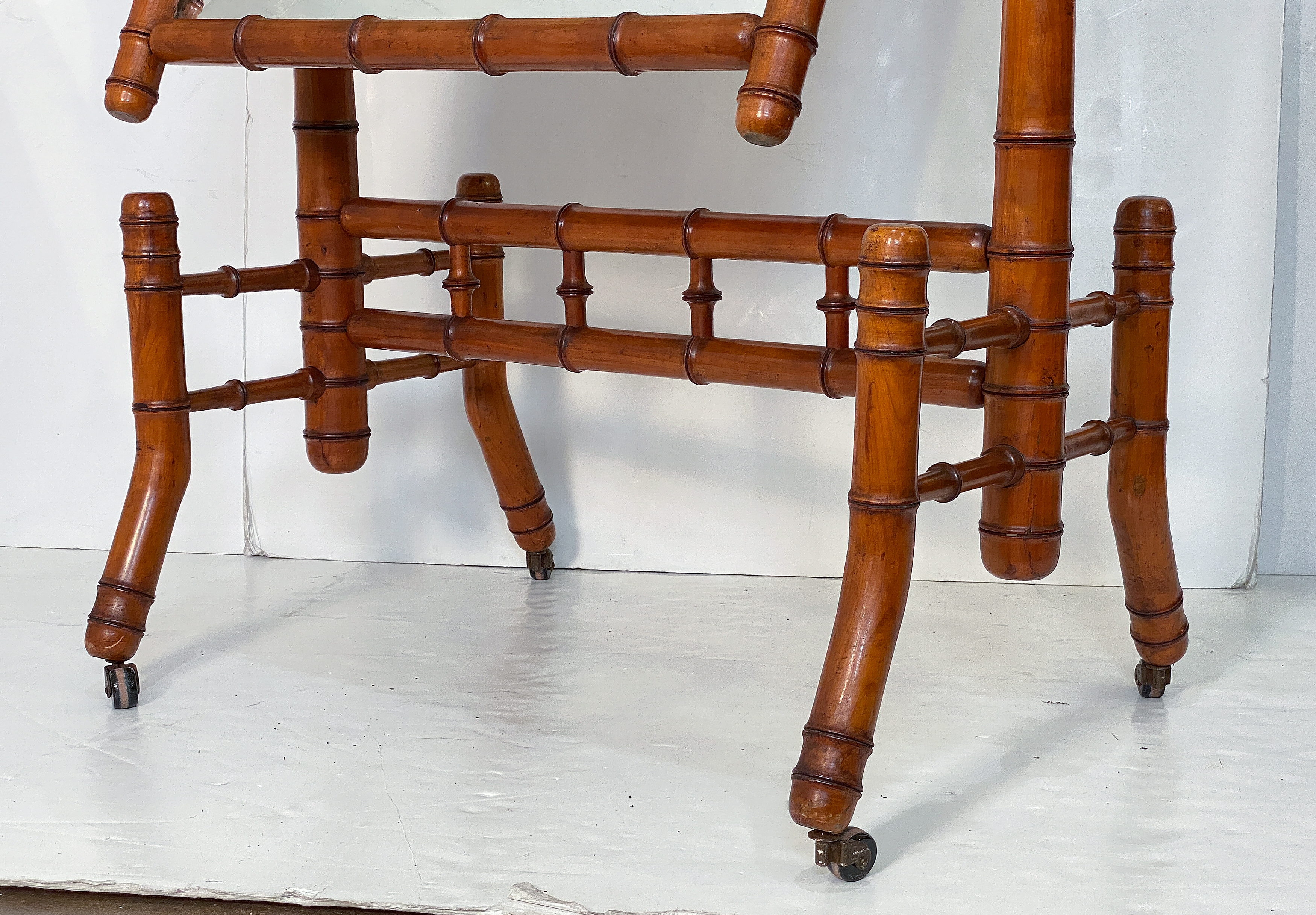 ff204_faux_bamboo_mirror_04