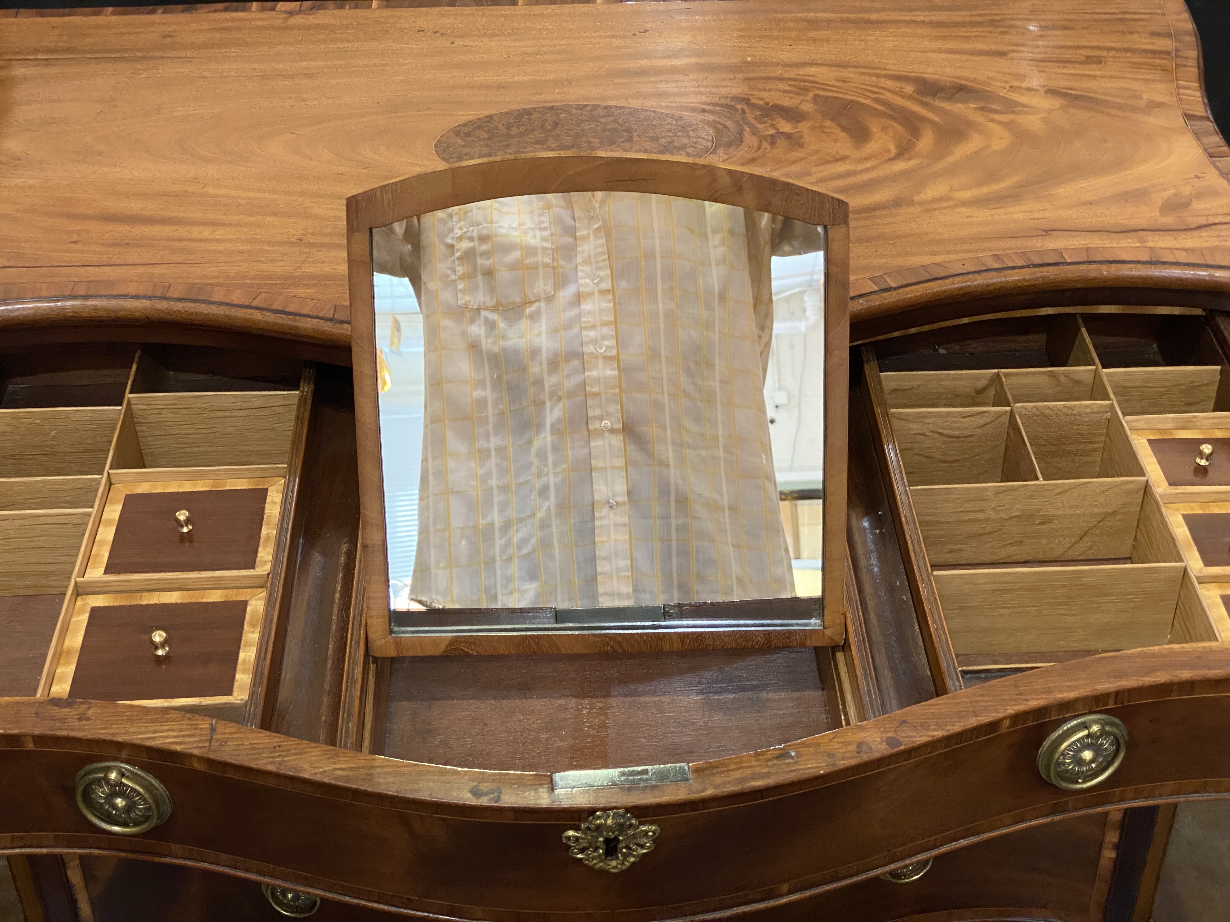 ff643_geo_iii_satinwood_serpentine_chest_of_drawers_53