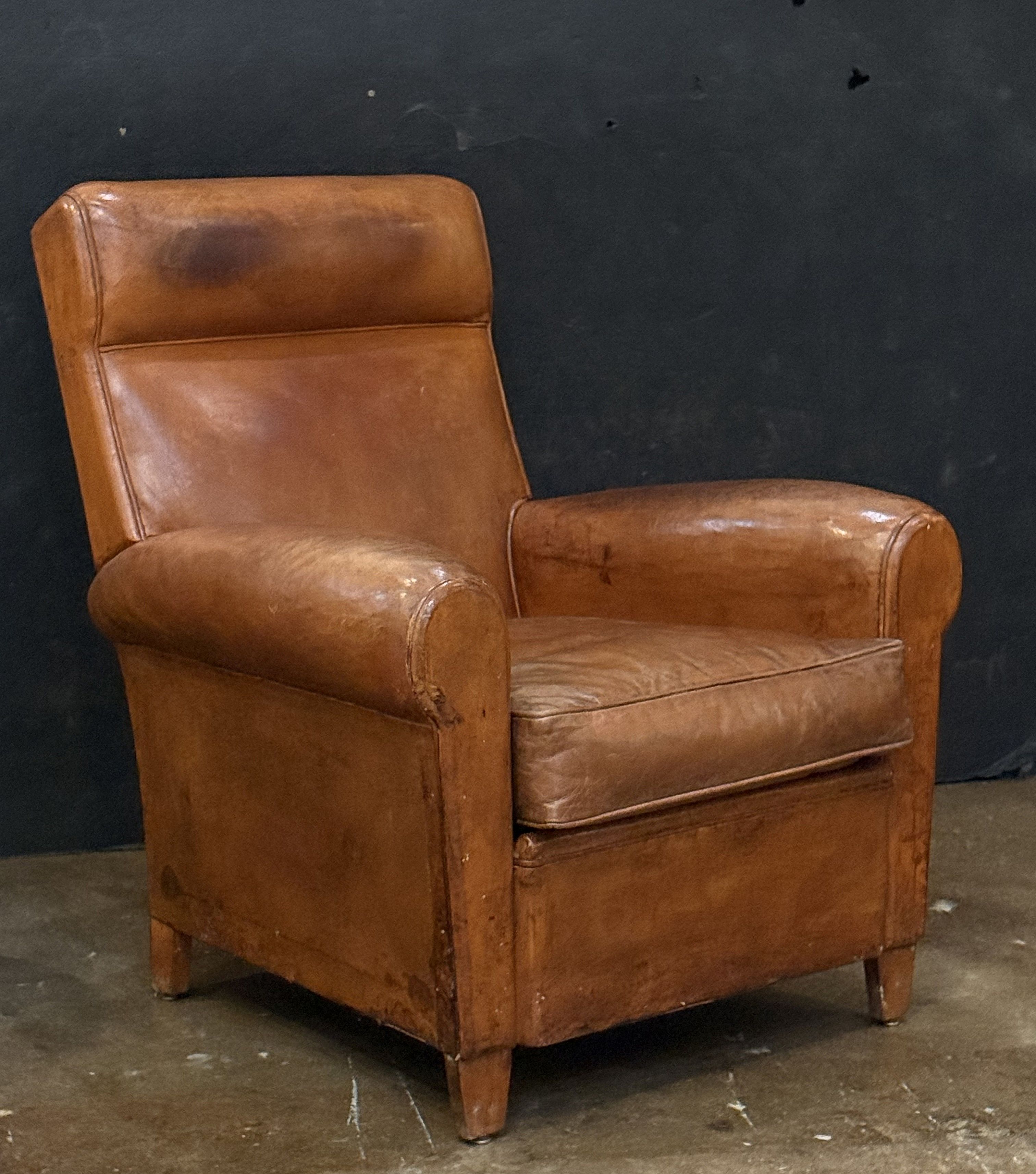 gg003_a_pair_of_leather_club_chairs_13_copy