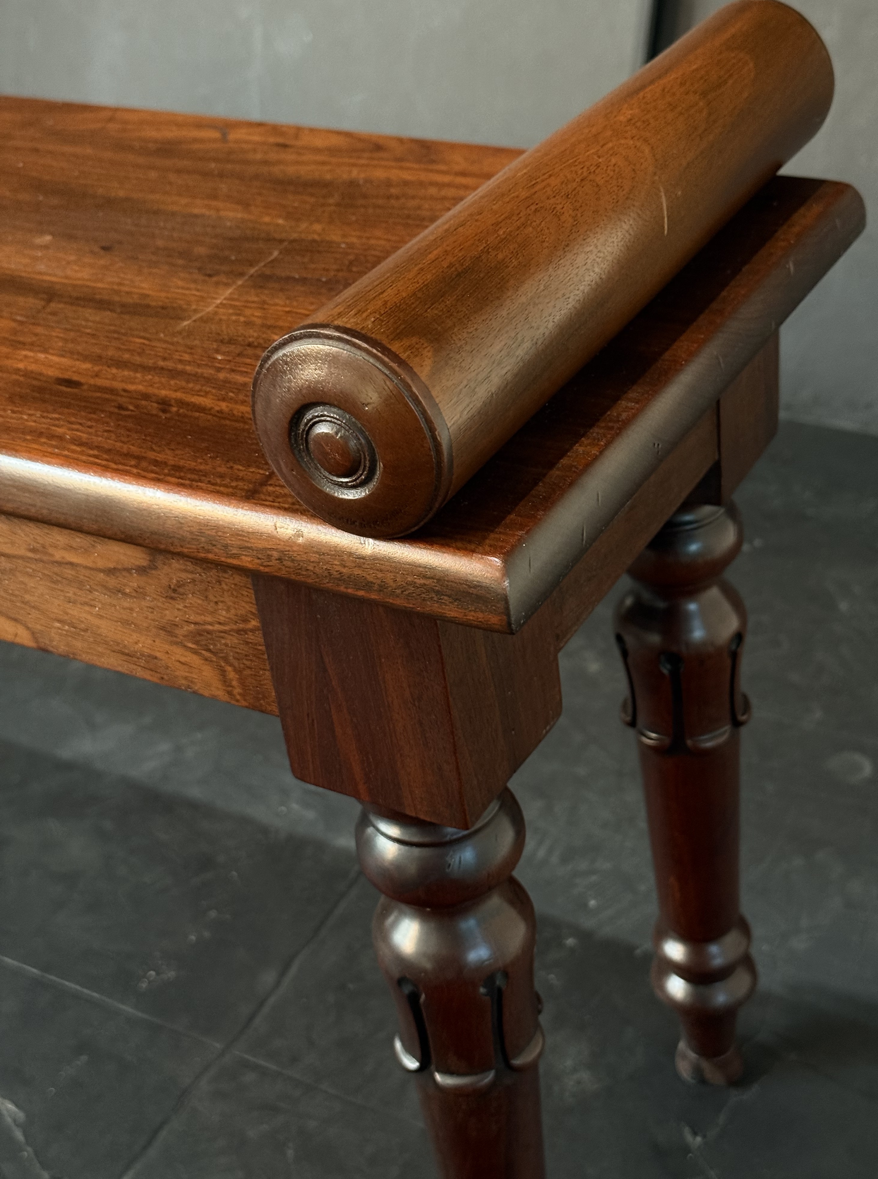 gg009_mahogany_hall_bench_10_copy