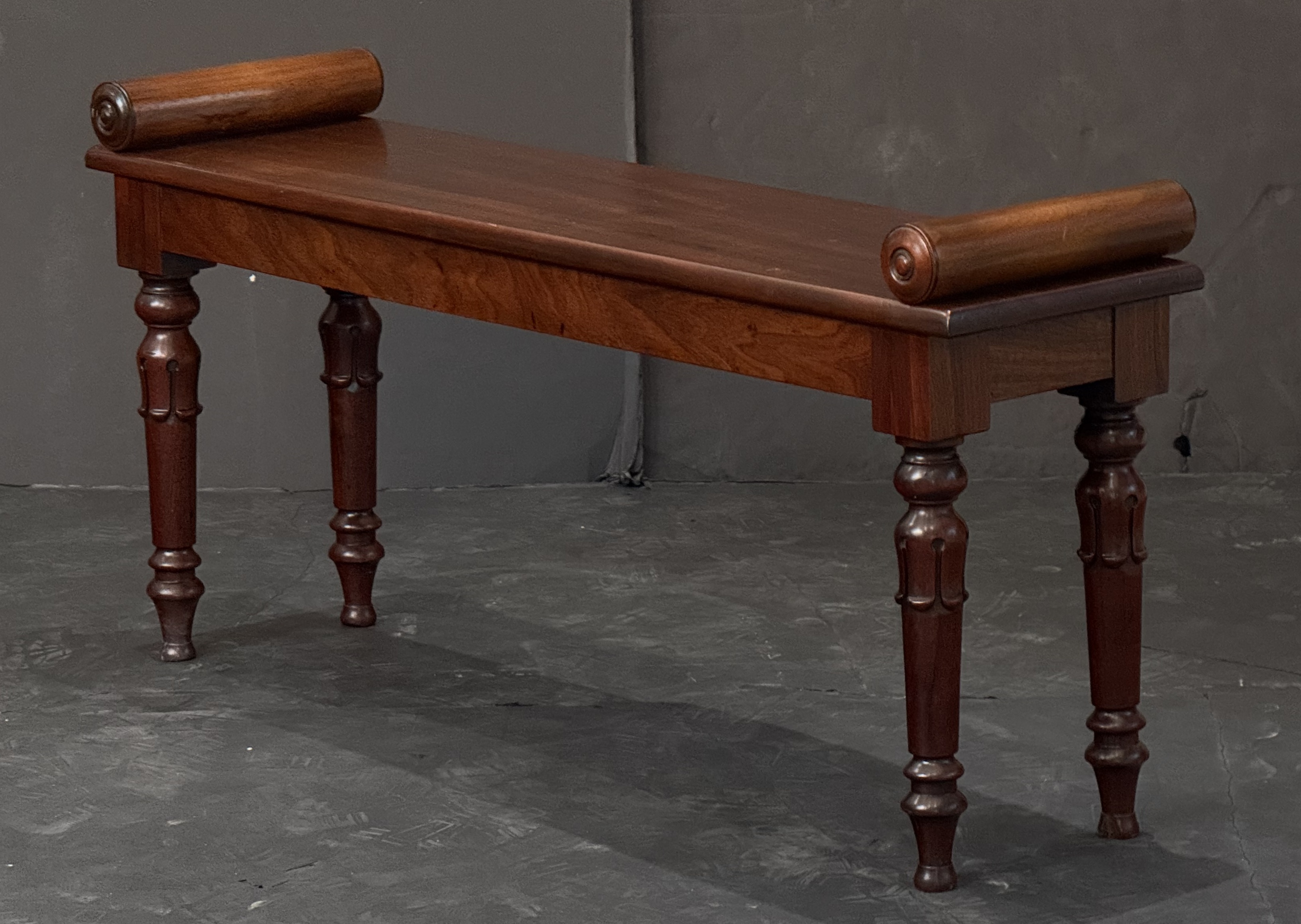 gg009_mahogany_hall_bench_4_copy