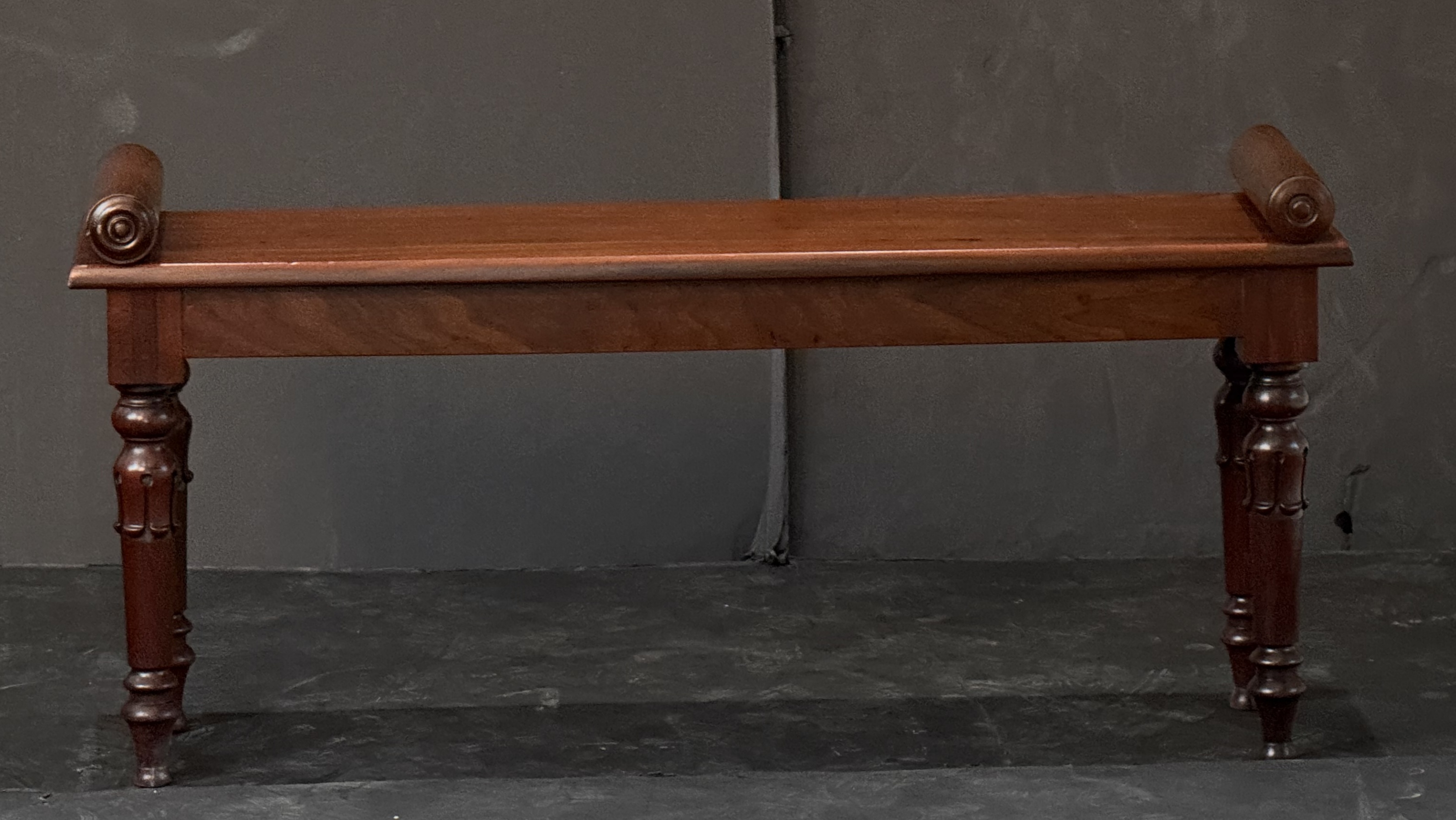 gg009_mahogany_hall_bench_7_copy
