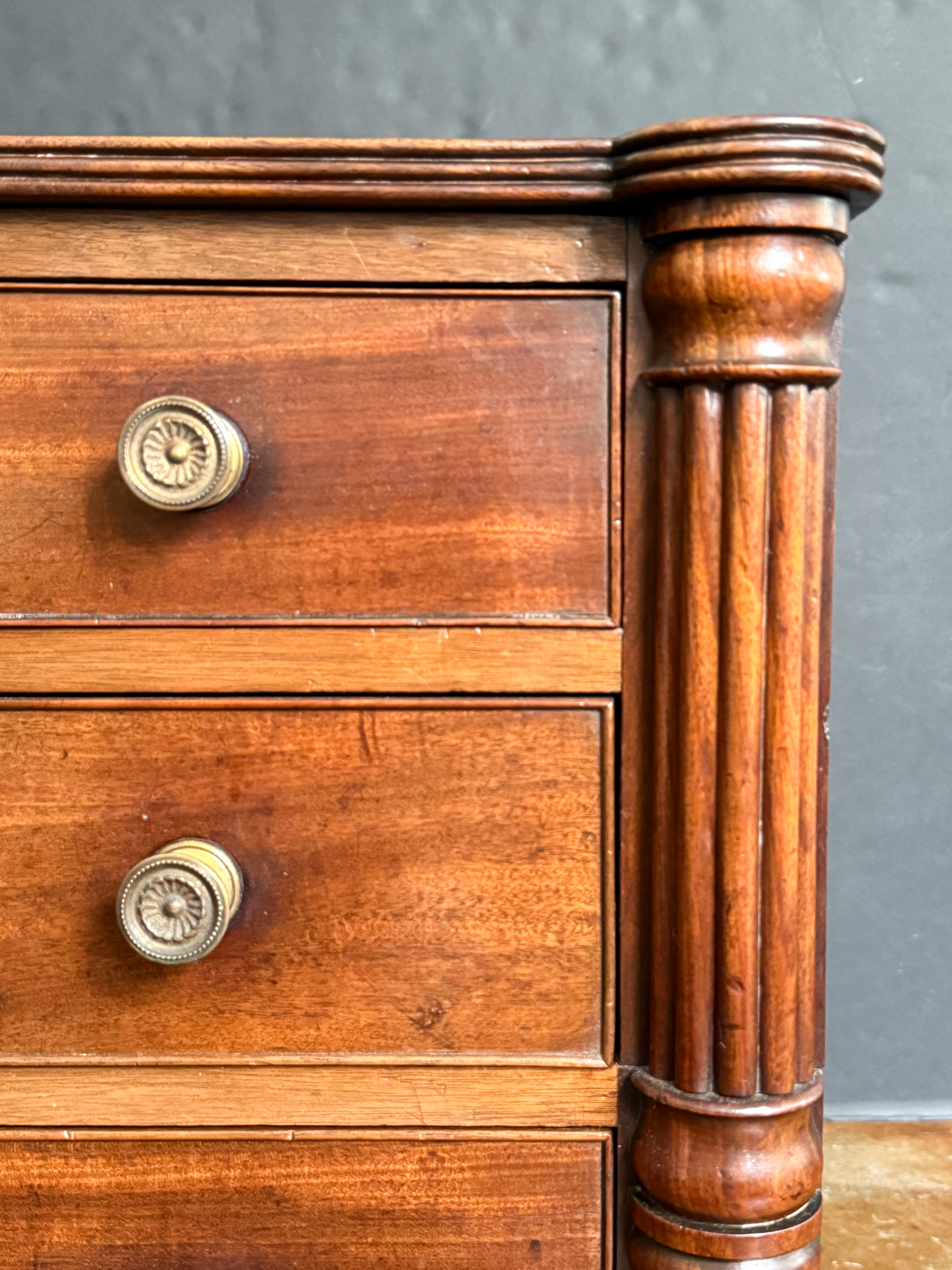 gg010_mahogany_commode_009