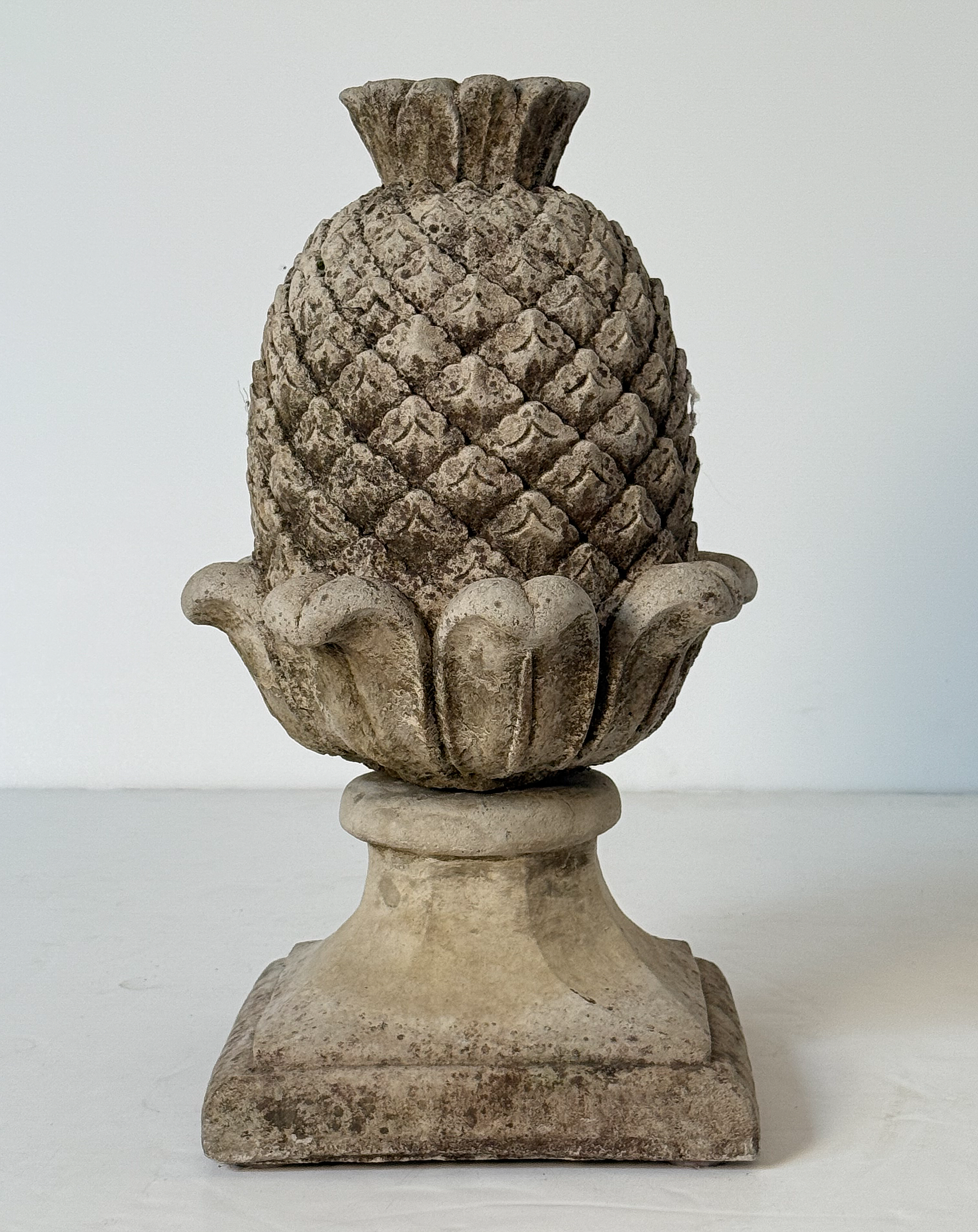 gg011_pineapple_finial_04